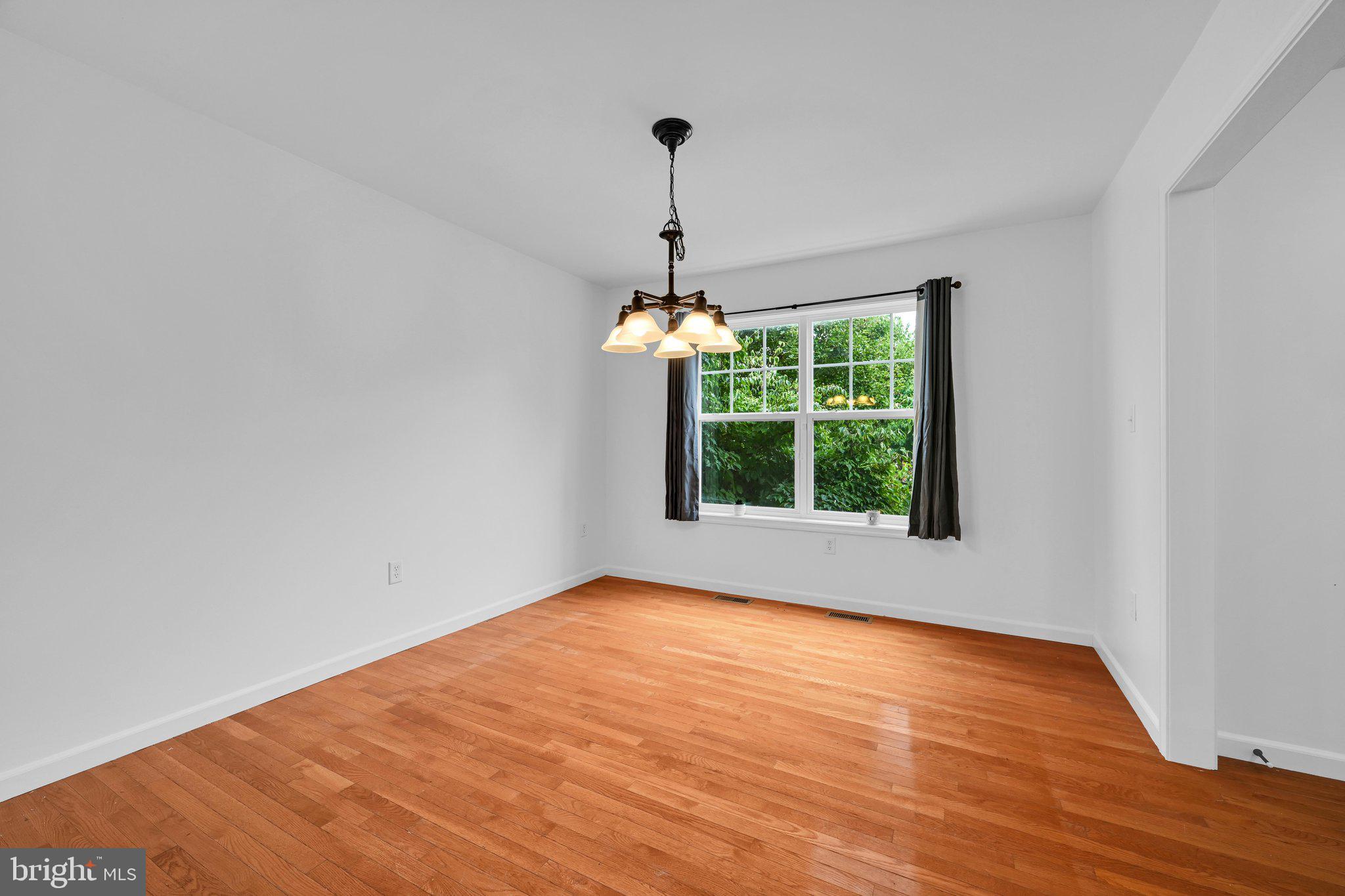 CASTLETON - Residential