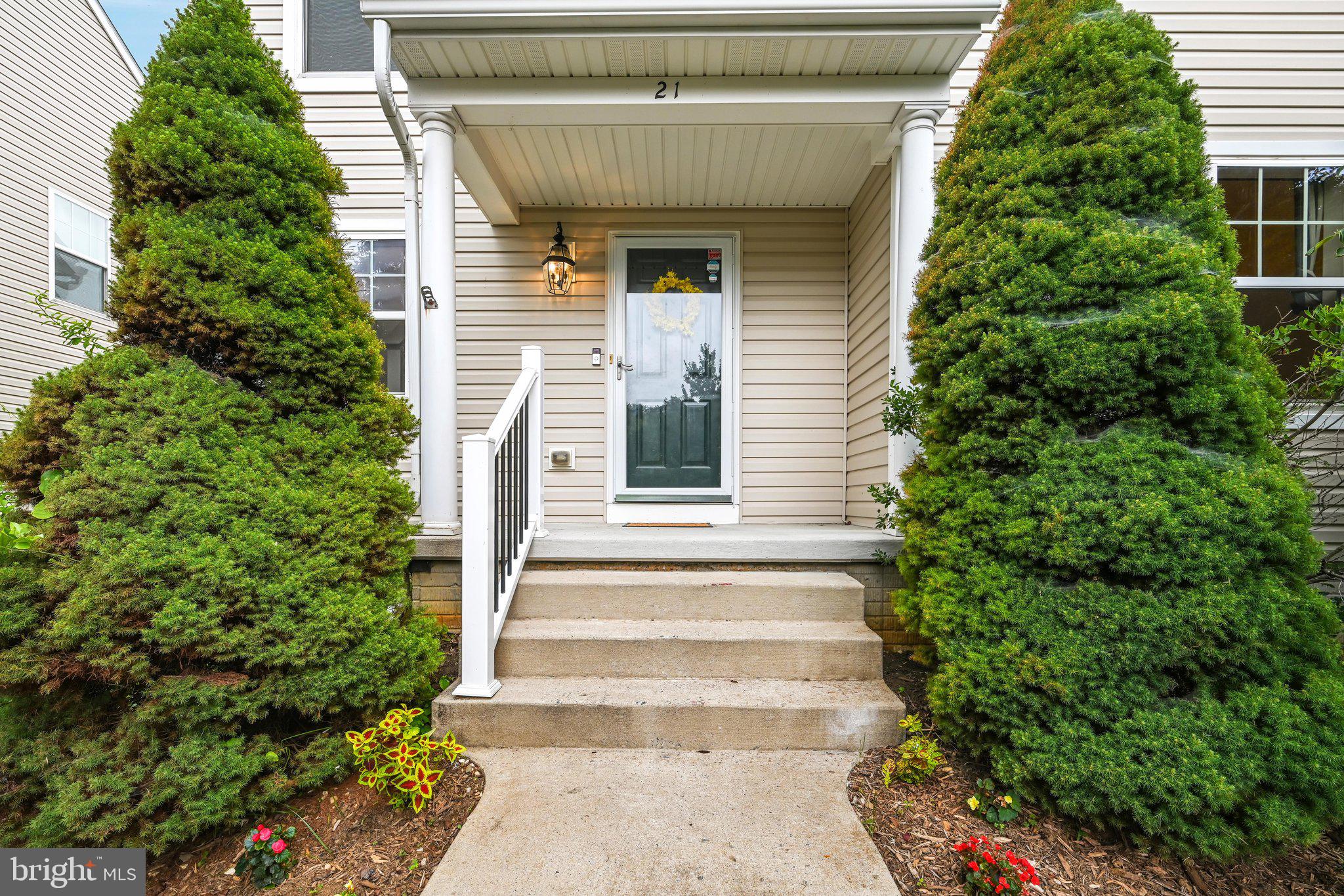 CASTLETON - Residential