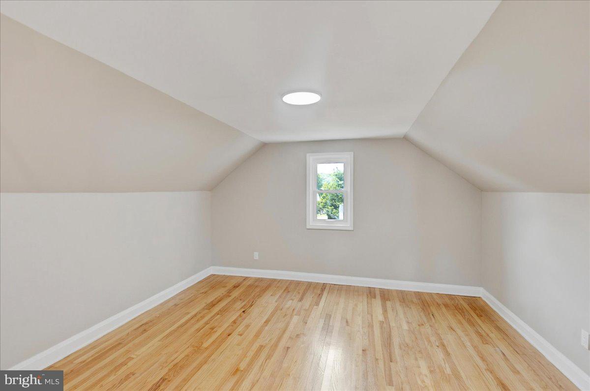 WOODLAWN - Residential
