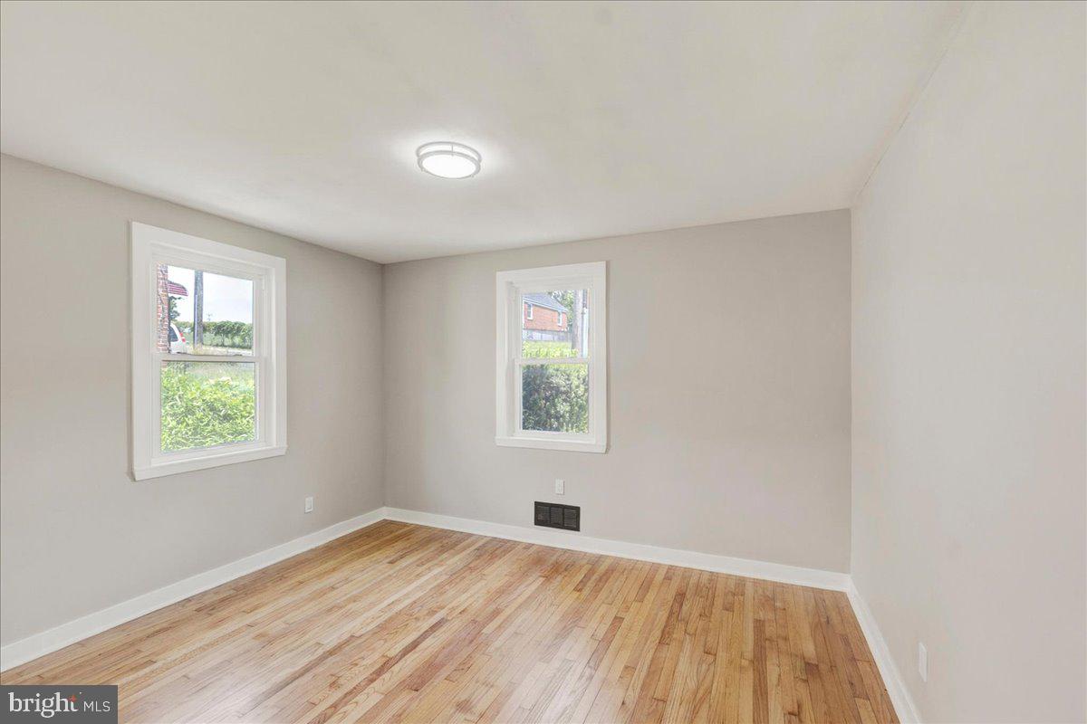 WOODLAWN - Residential