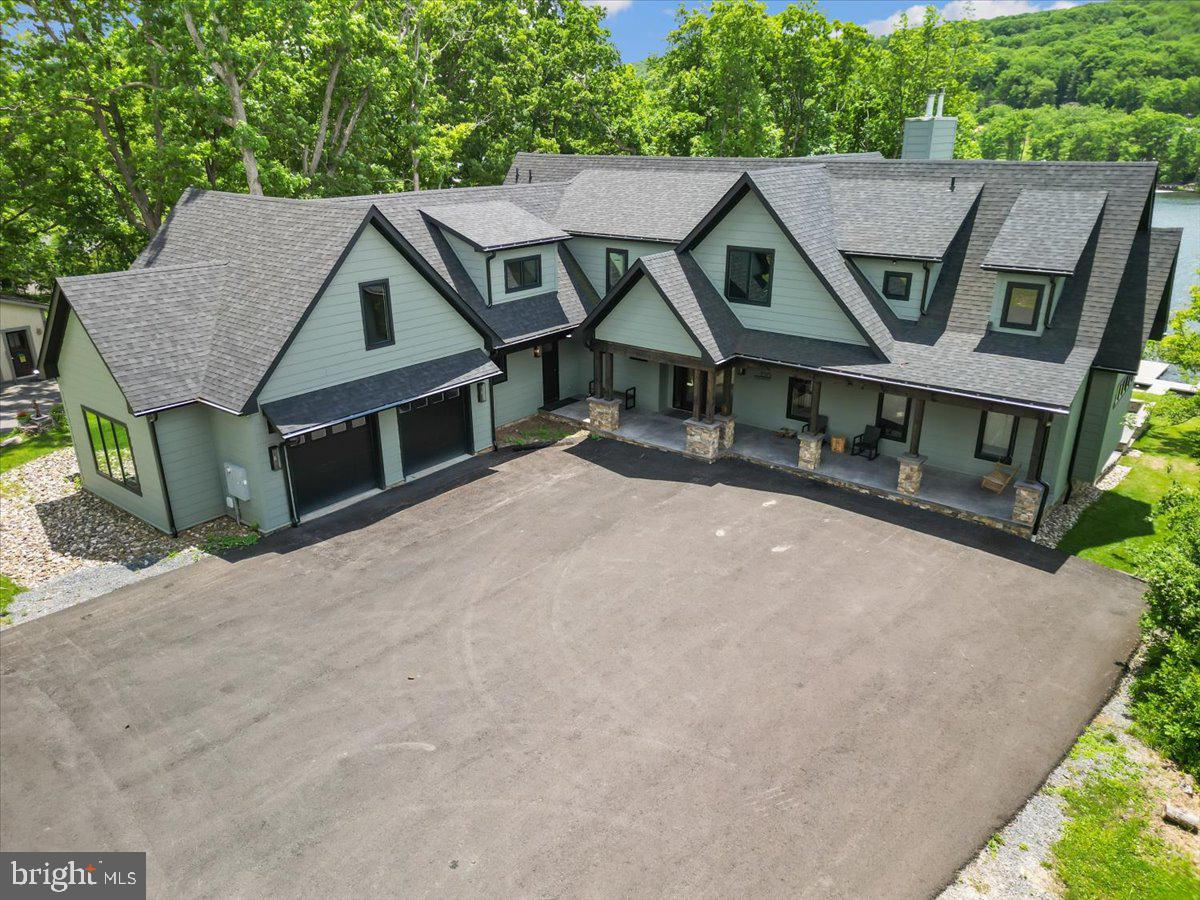 DEEP CREEK LAKE - Residential