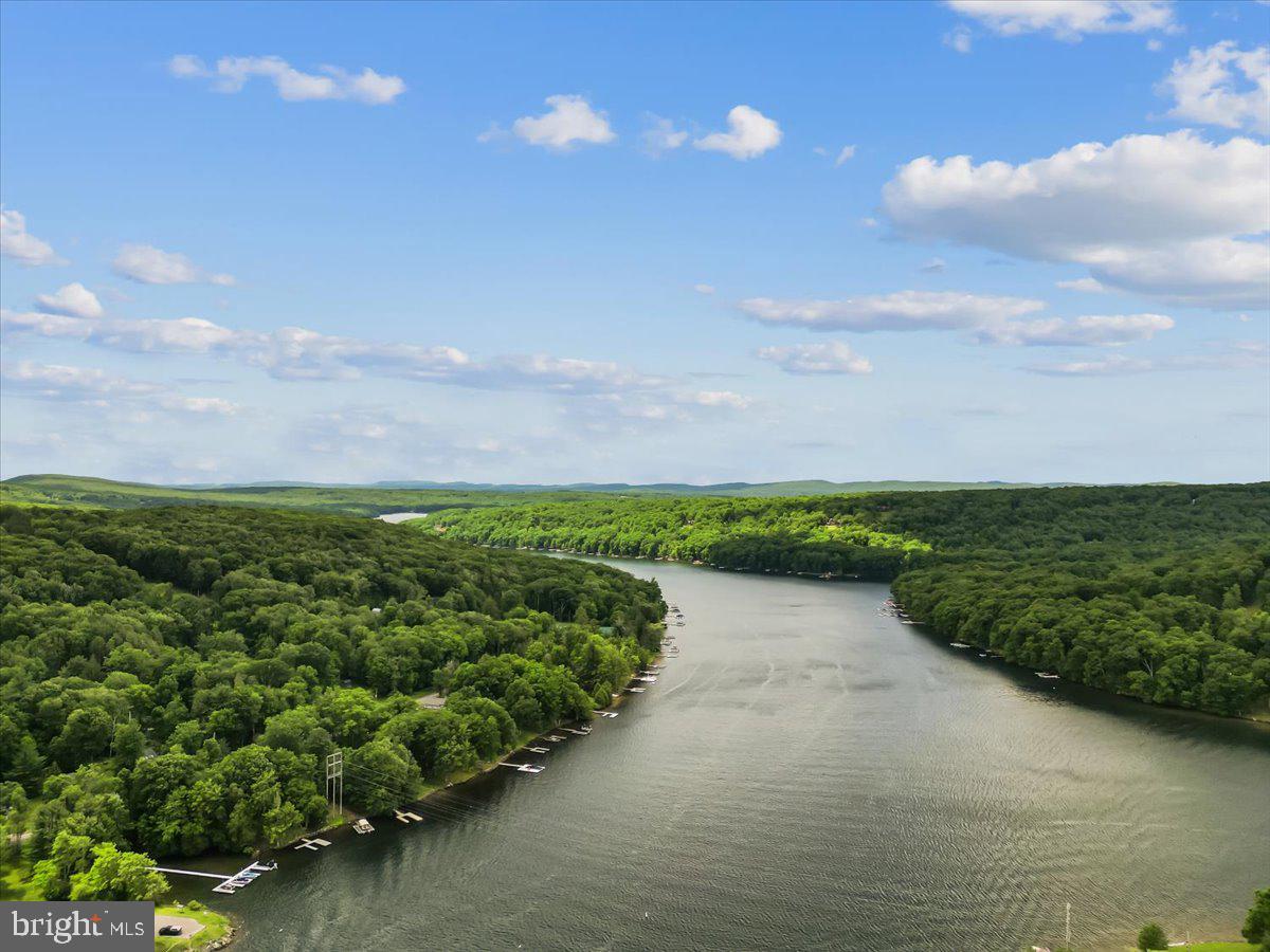 DEEP CREEK LAKE - Residential