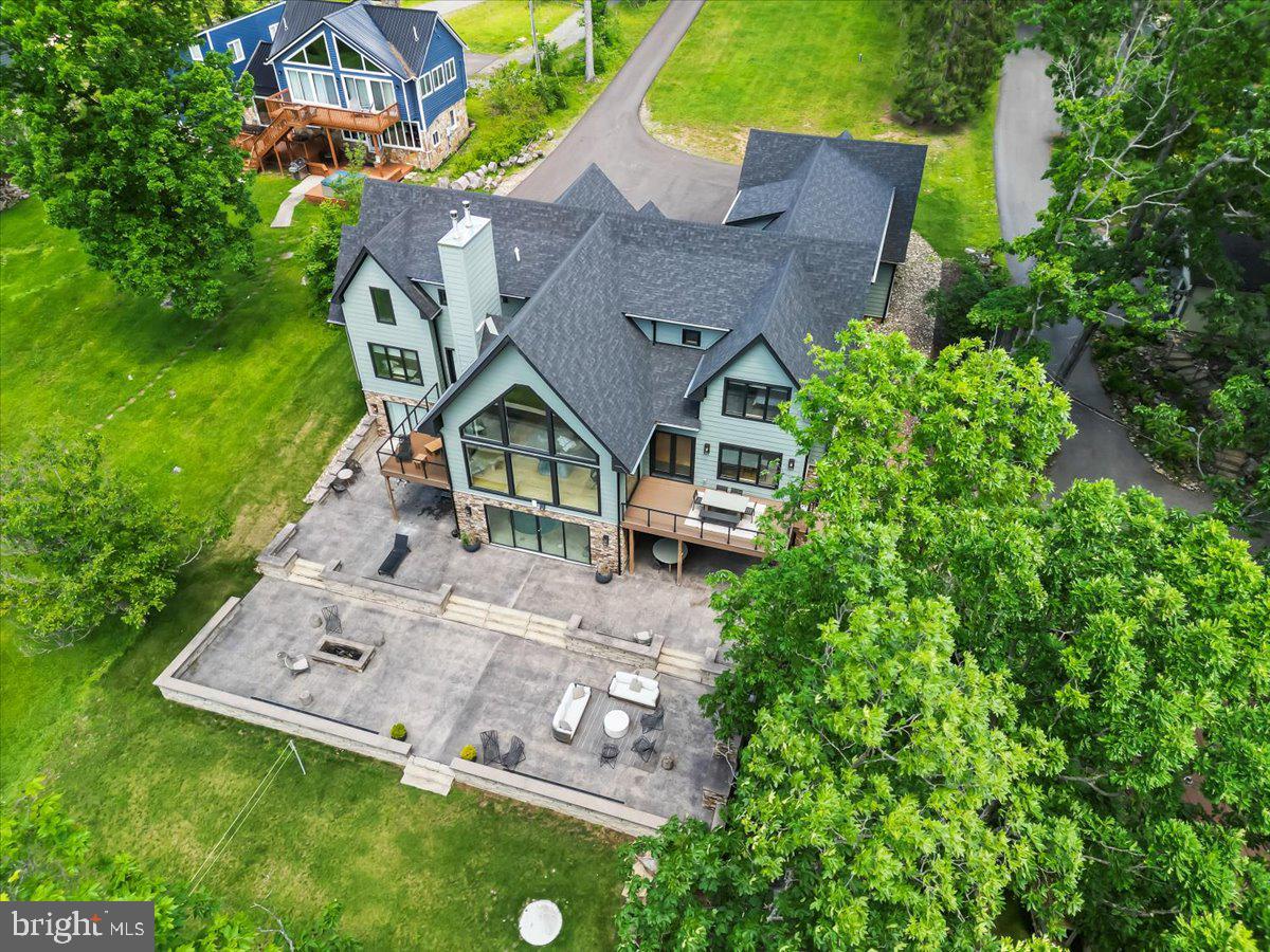 DEEP CREEK LAKE - Residential