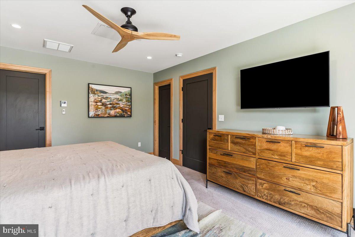 DEEP CREEK LAKE - Residential