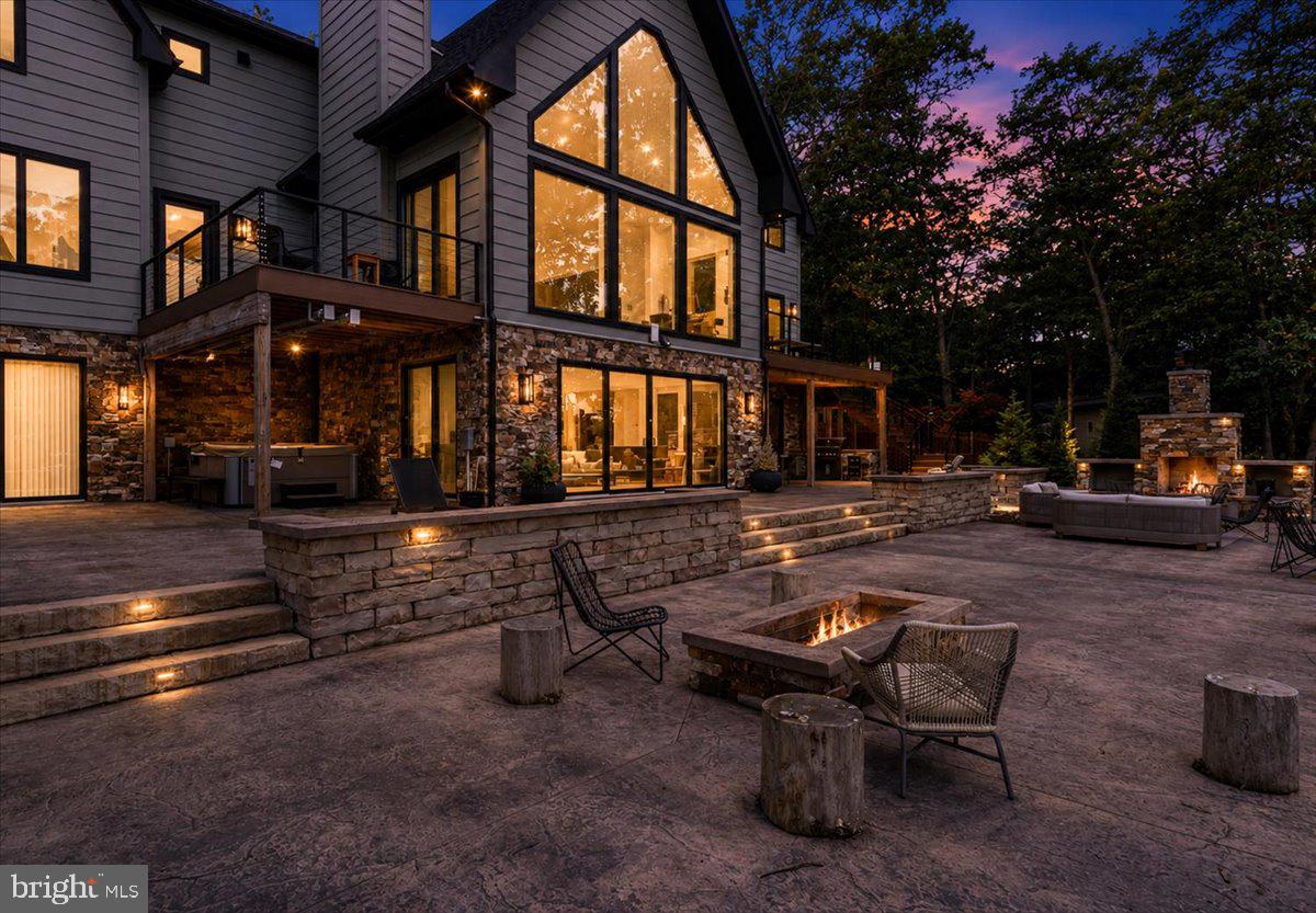 DEEP CREEK LAKE - Residential
