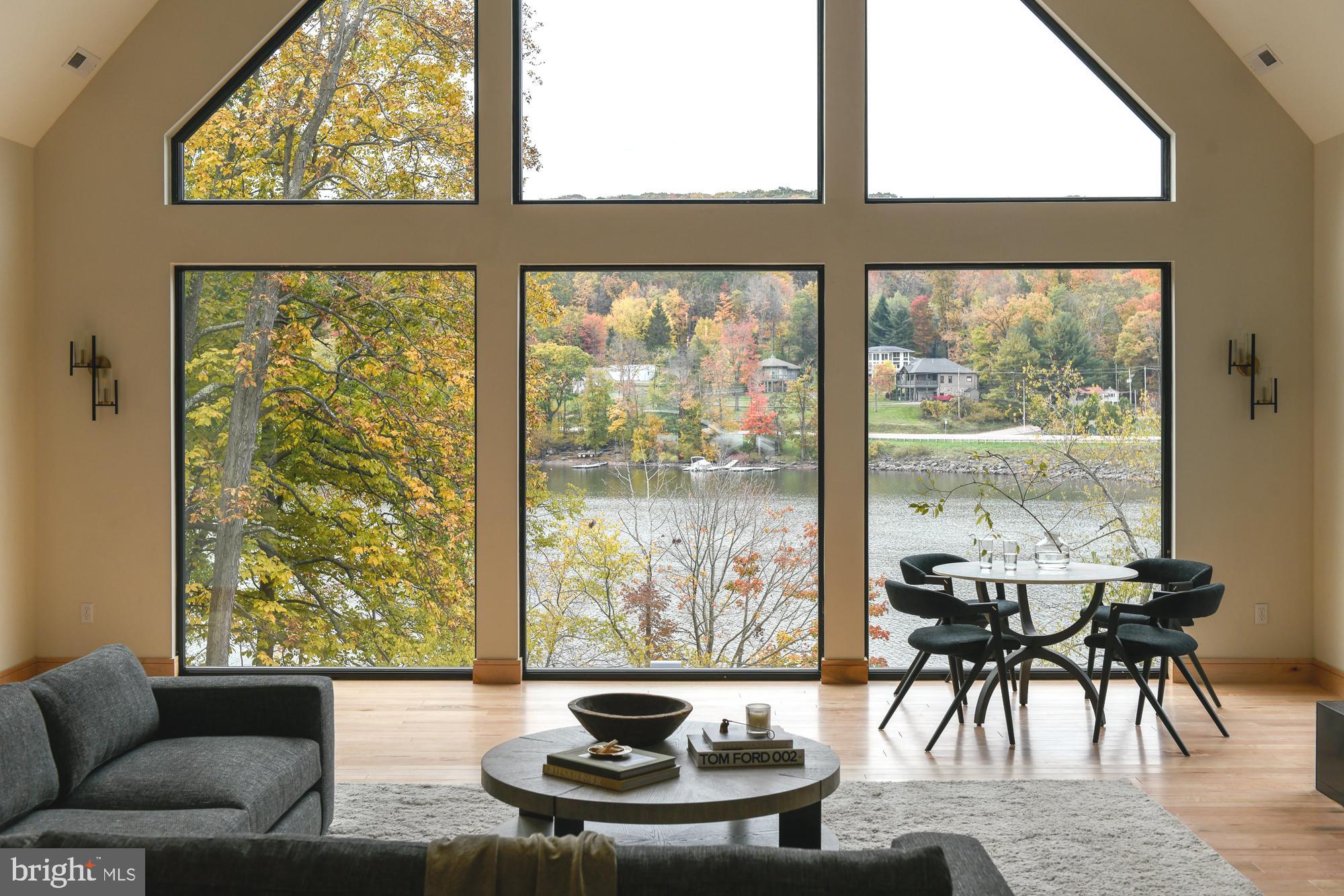 DEEP CREEK LAKE - Residential
