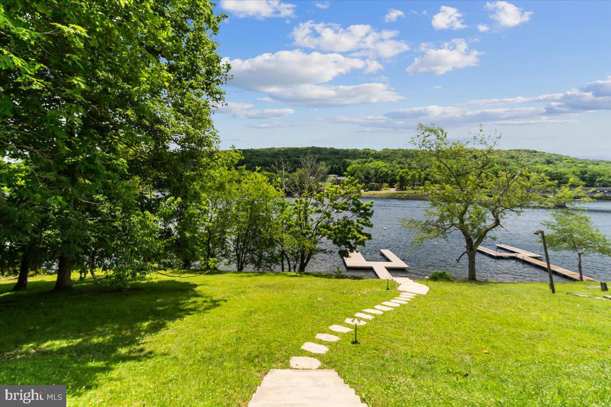 DEEP CREEK LAKE - Residential