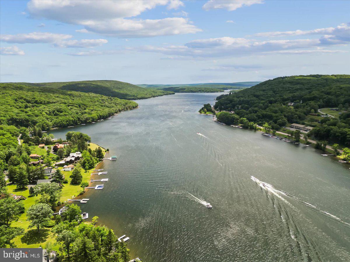 DEEP CREEK LAKE - Residential