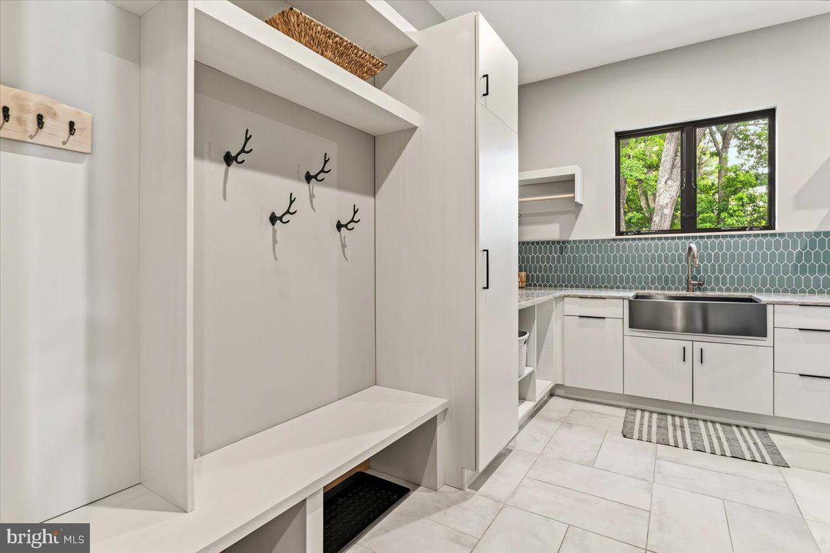 DEEP CREEK LAKE - Residential