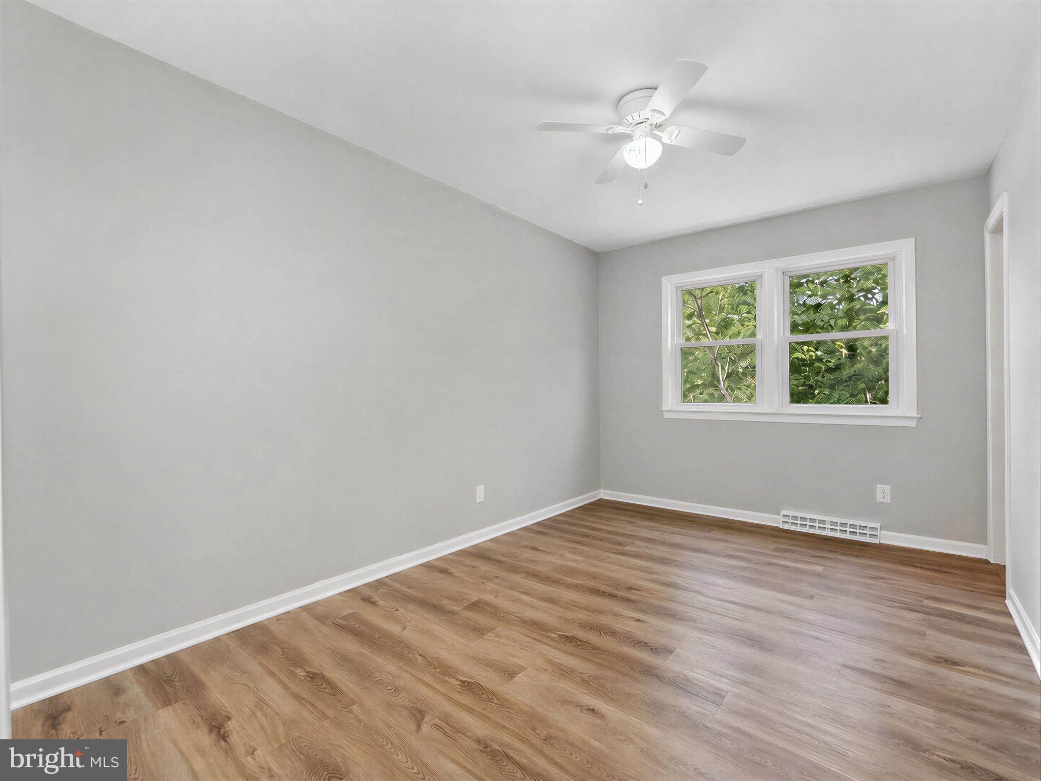 TOWN CREEK - Residential