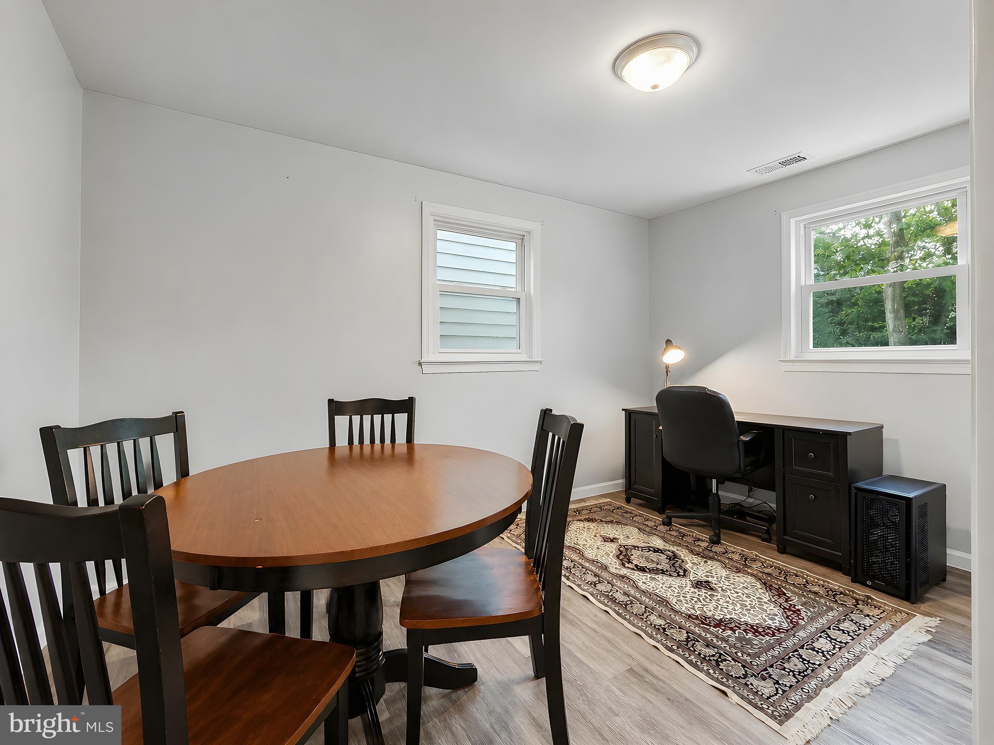 TOWN CREEK - Residential