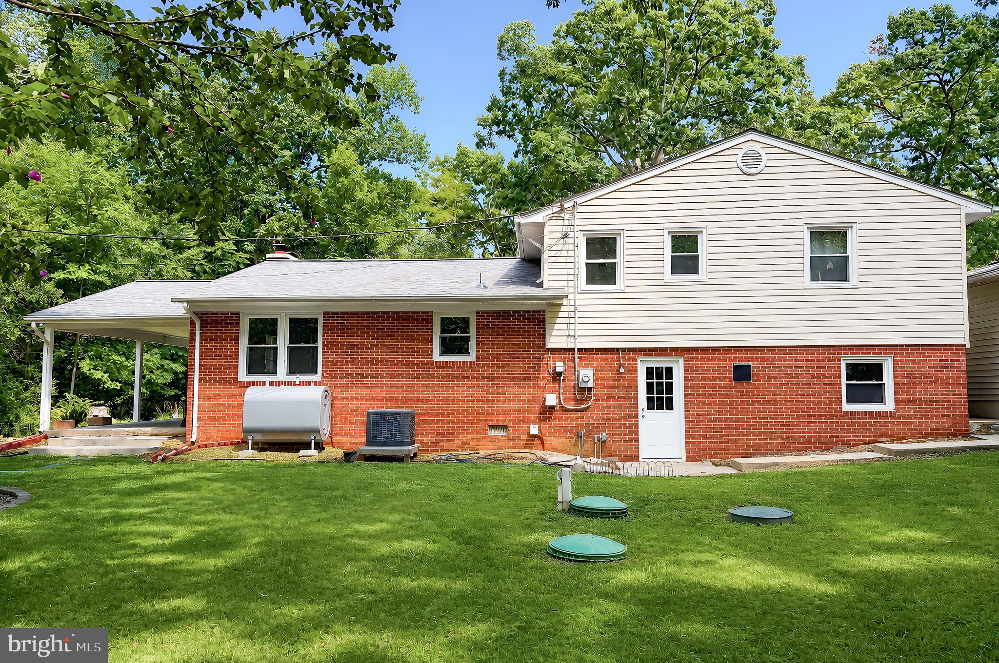 TOWN CREEK - Residential