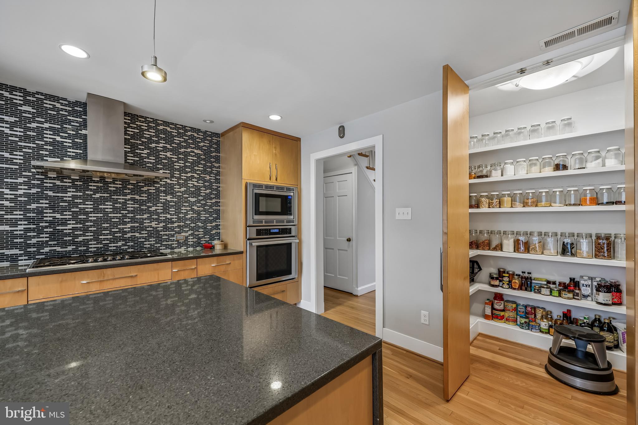 SUMNER - Residential