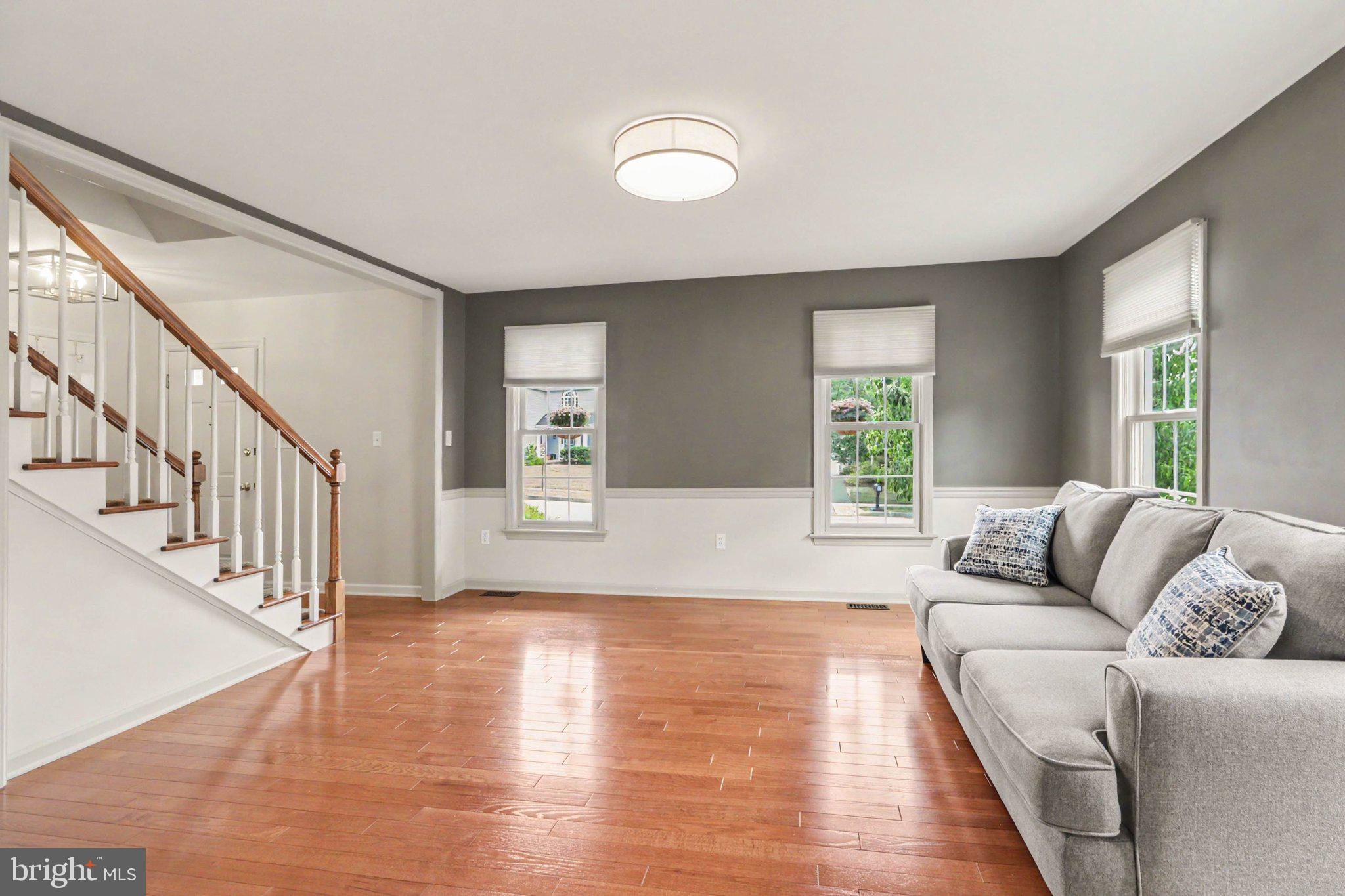 JACOBS CREEK - Residential