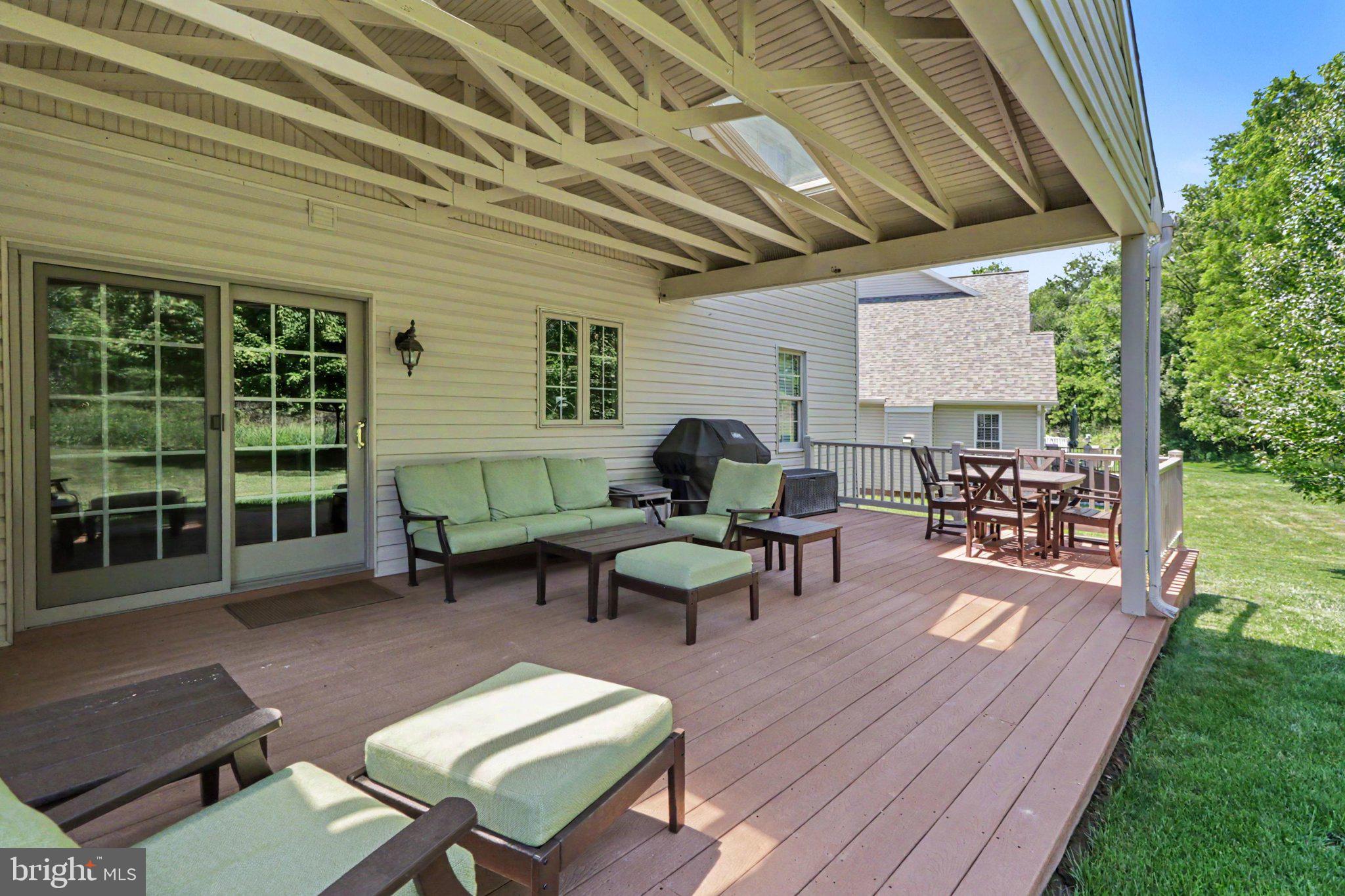 JACOBS CREEK - Residential