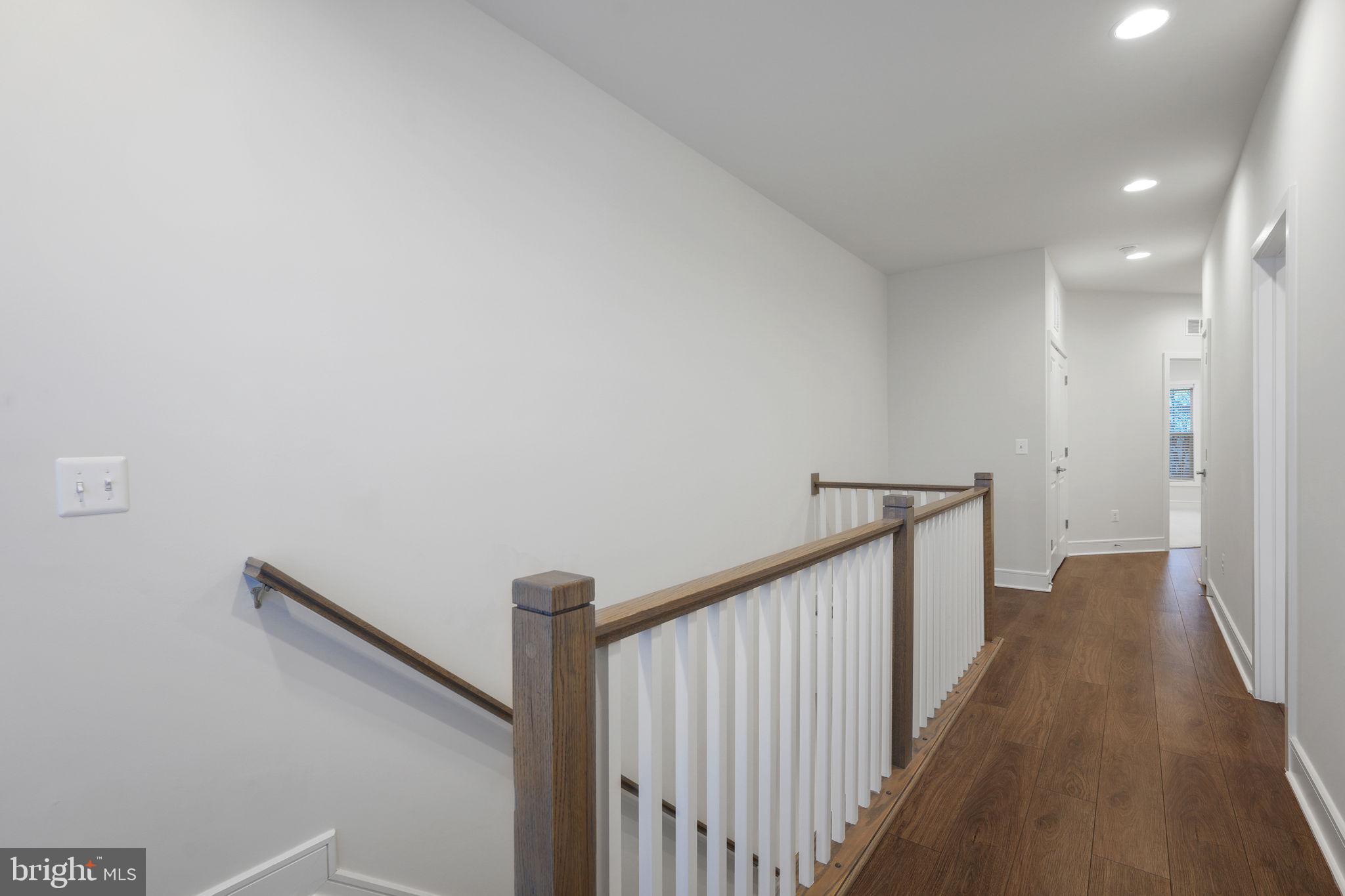 DEMOTT & SILVER - Residential Lease