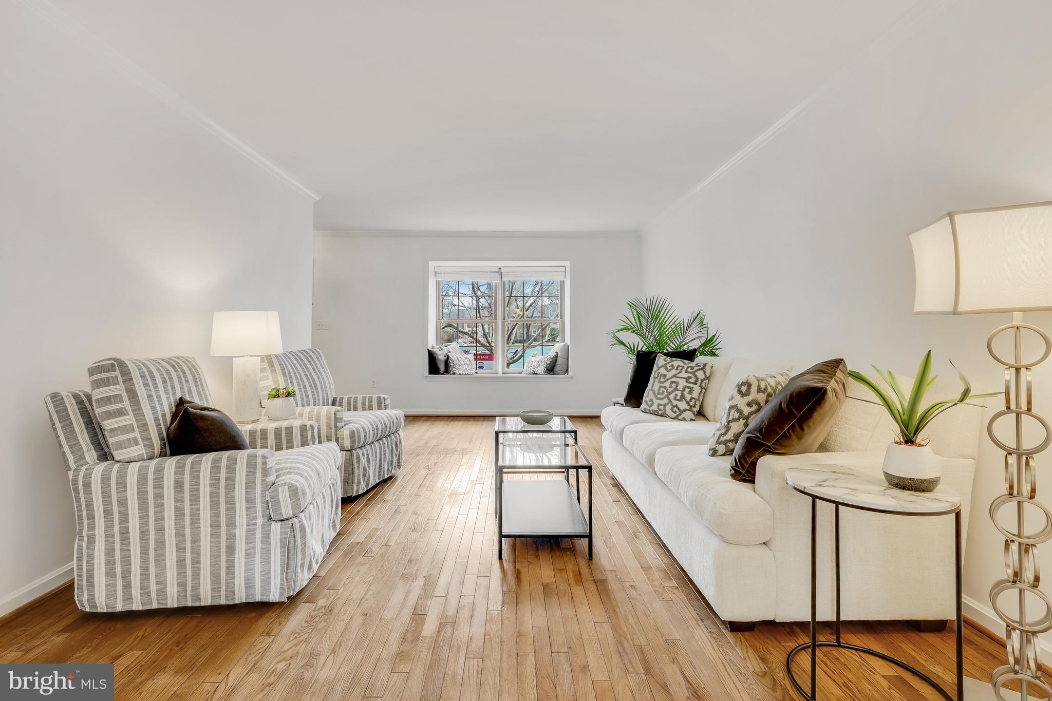 RESTON - Residential