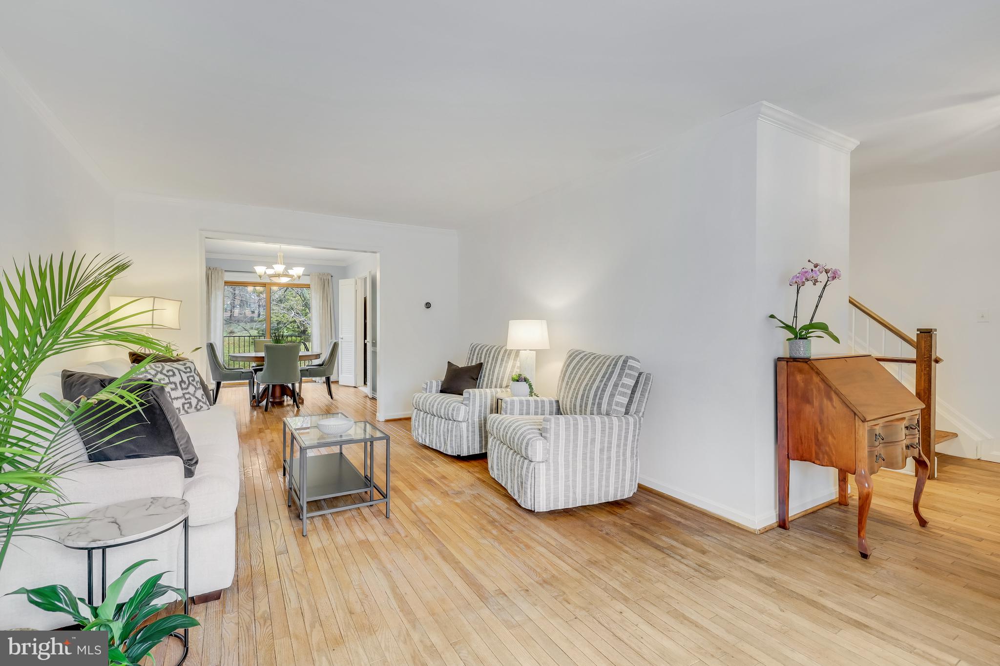 RESTON - Residential