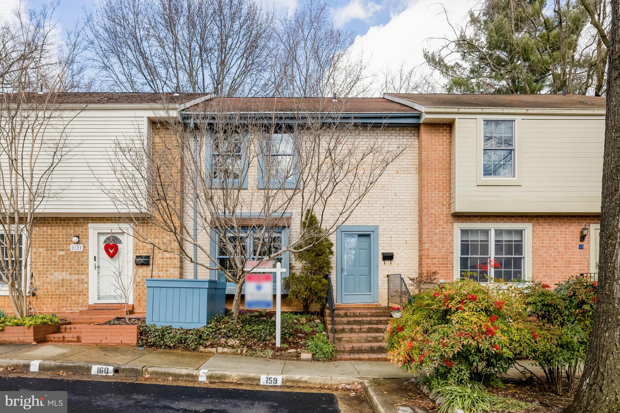 RESTON - Residential