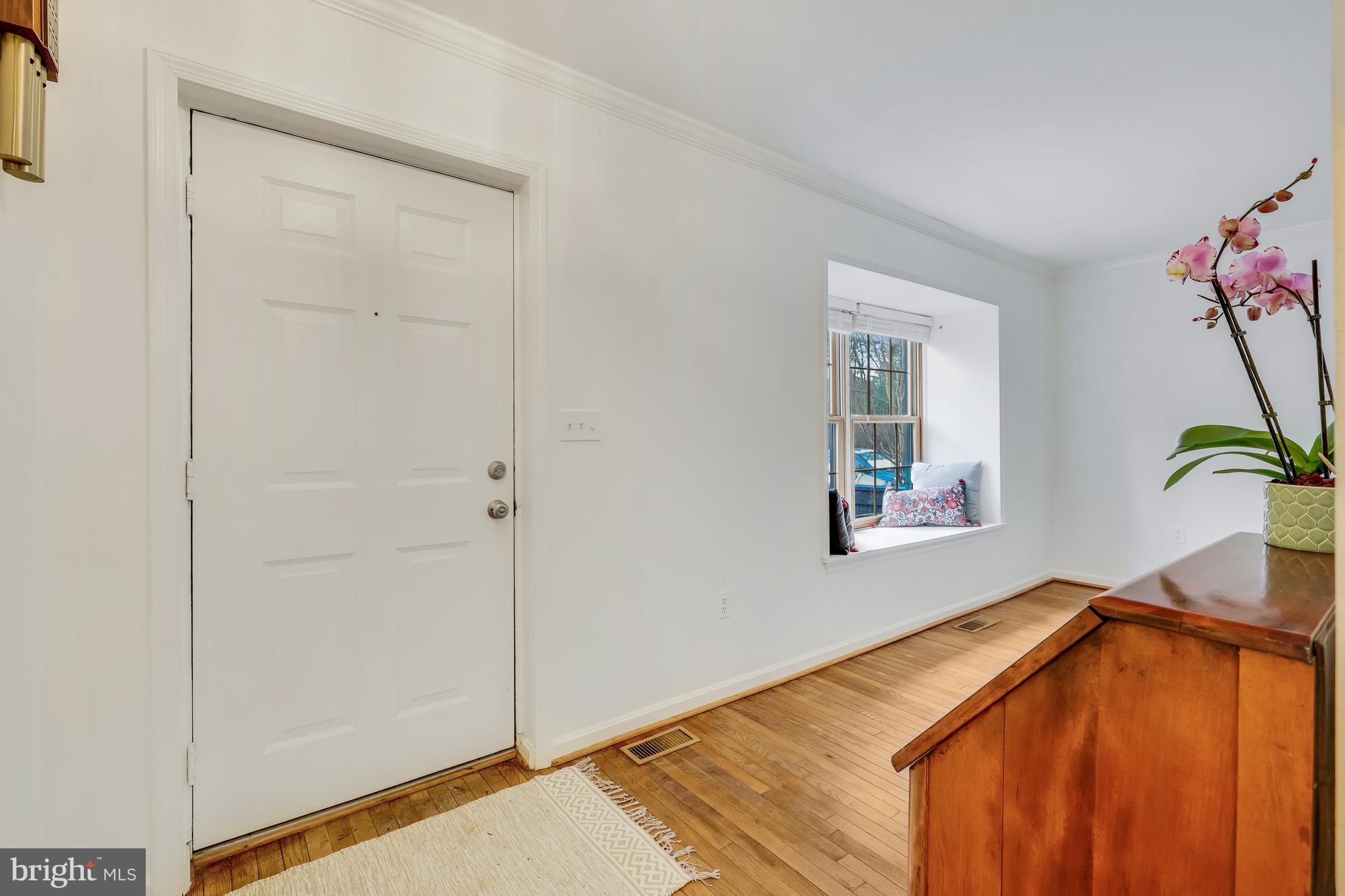 RESTON - Residential