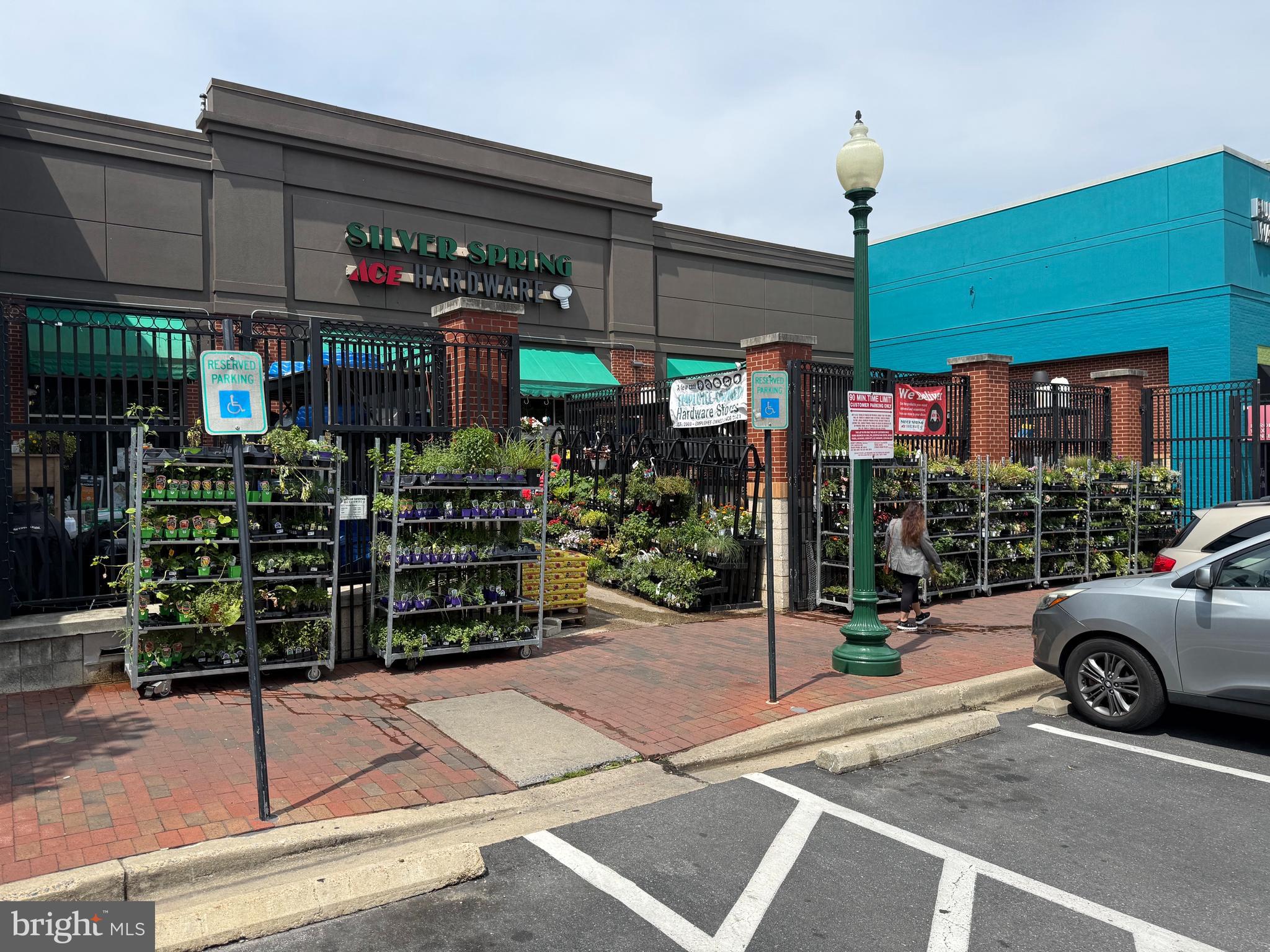SILVER SPRING - Residential