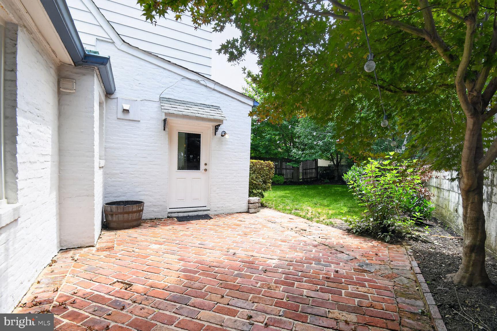SILVER SPRING - Residential