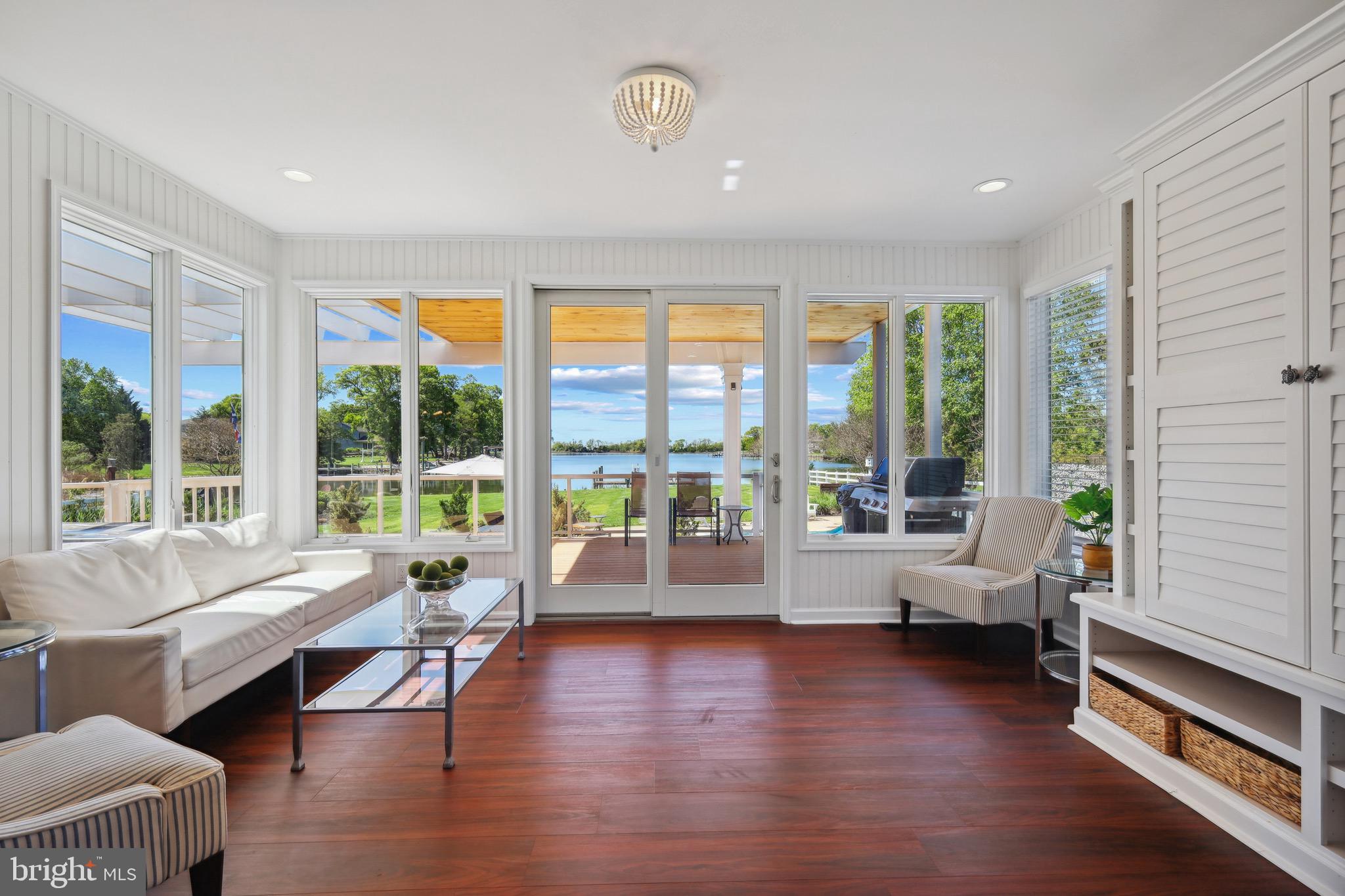 COVE CREEK CLUB - Residential