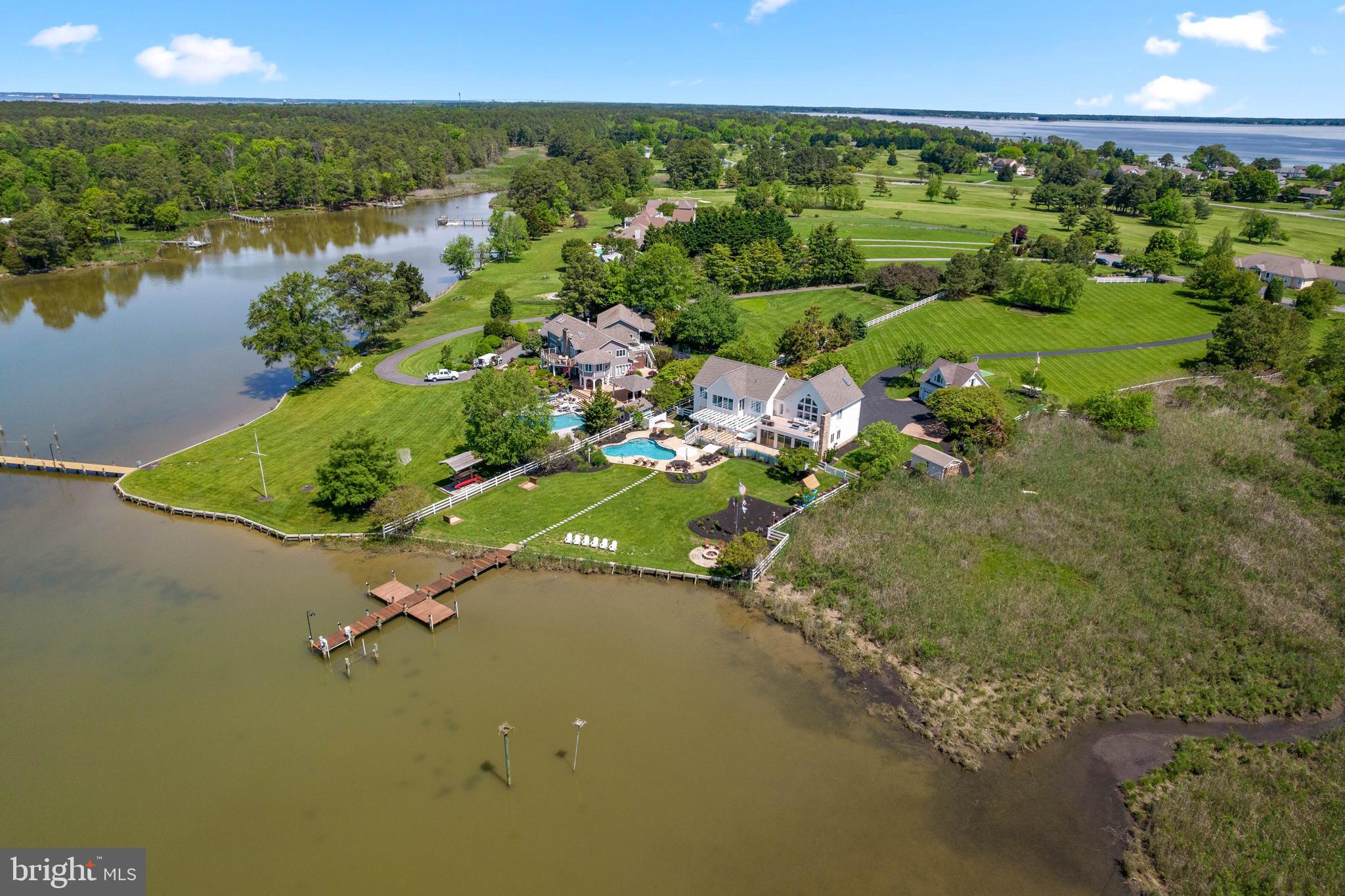 COVE CREEK CLUB - Residential