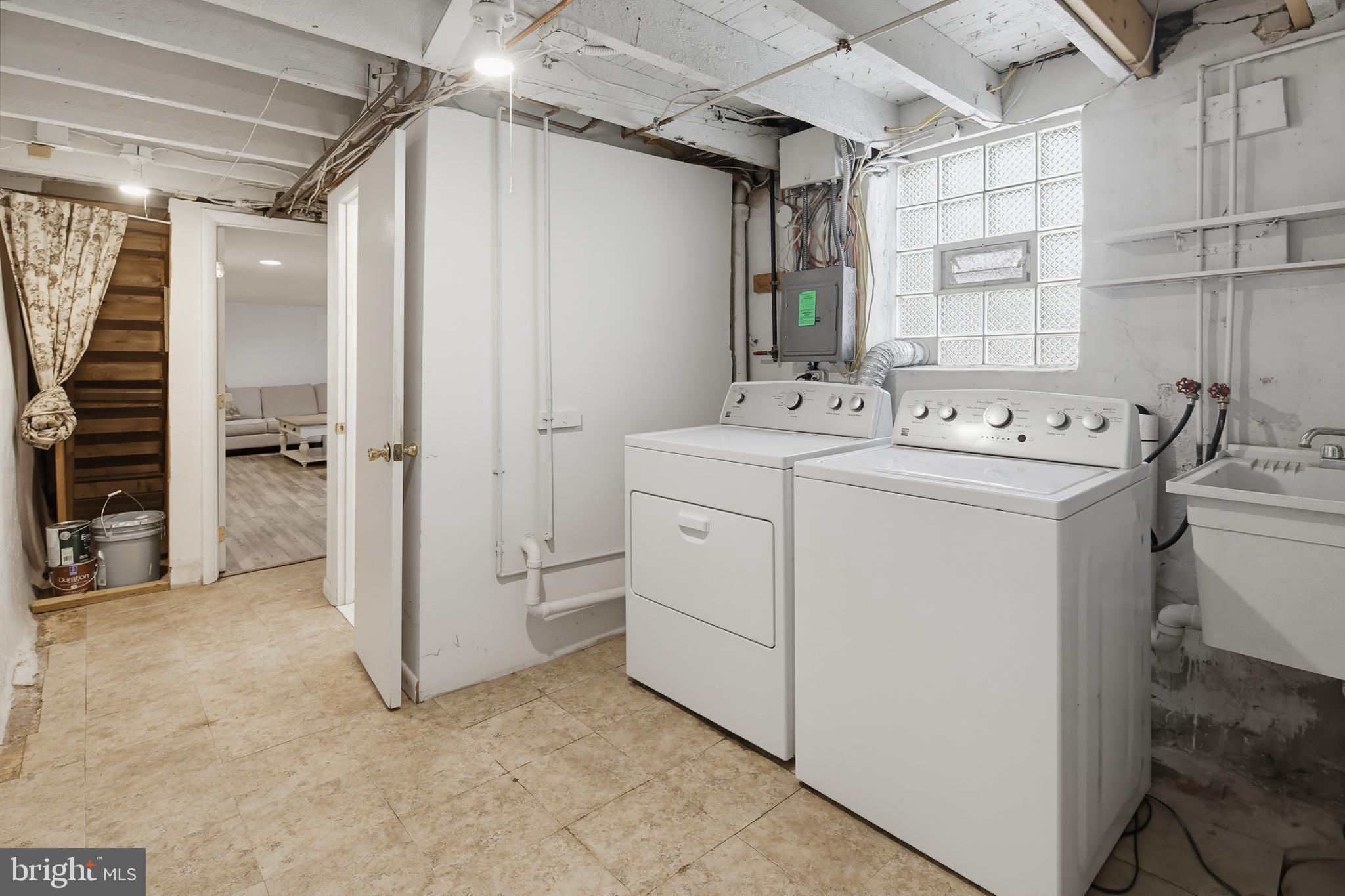 RIVERSIDE PARK - Residential