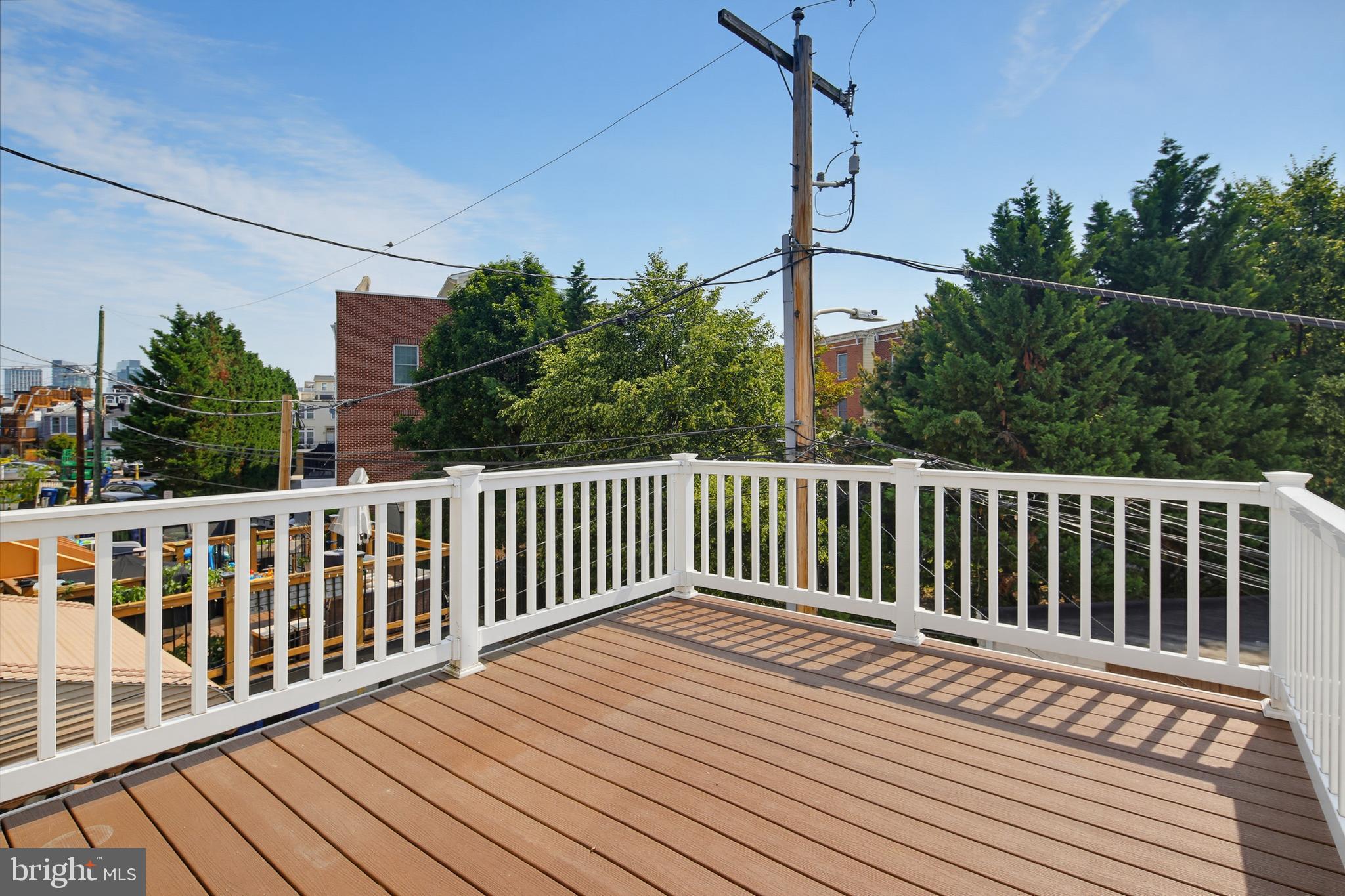 RIVERSIDE PARK - Residential