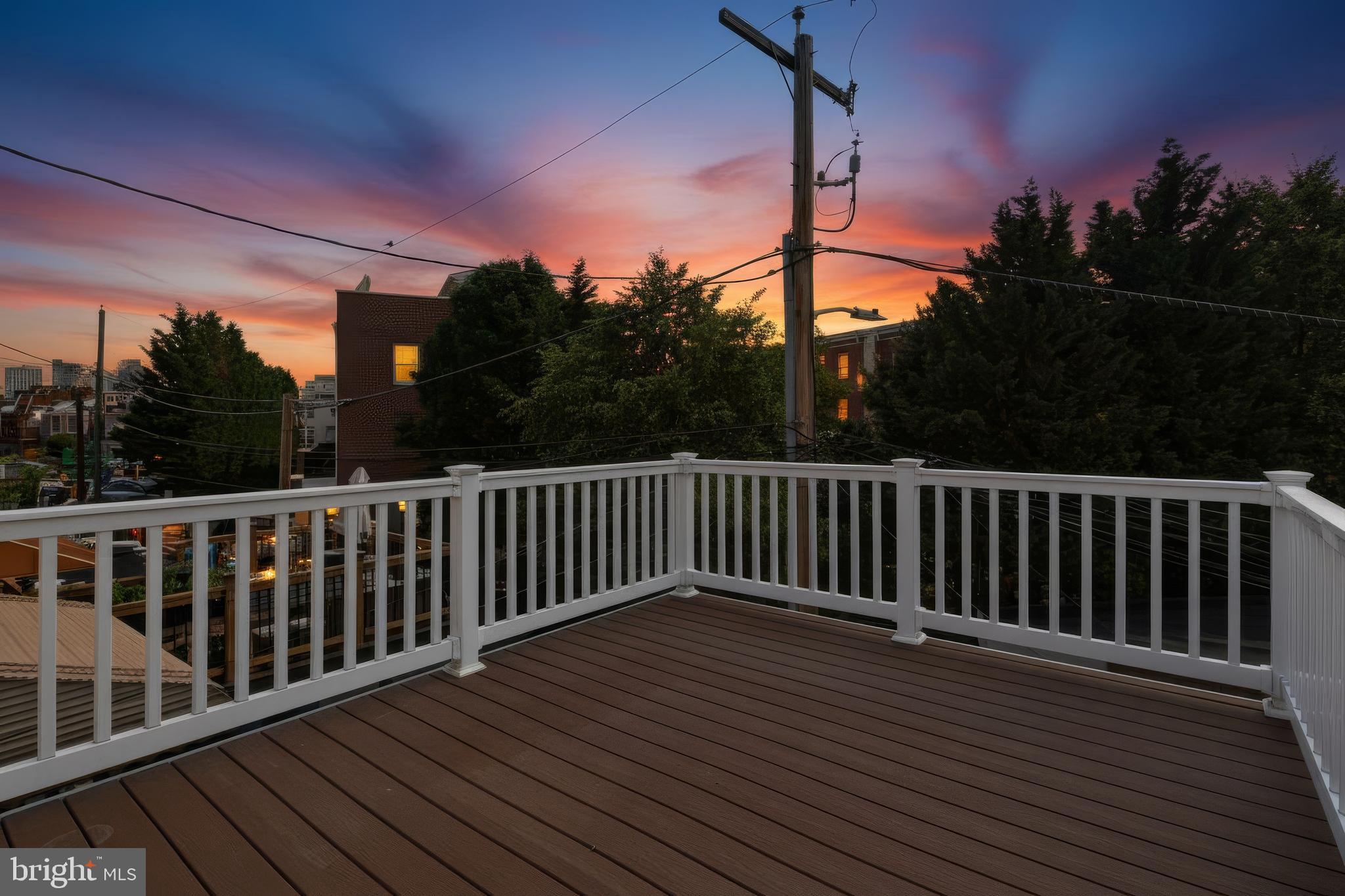 RIVERSIDE PARK - Residential