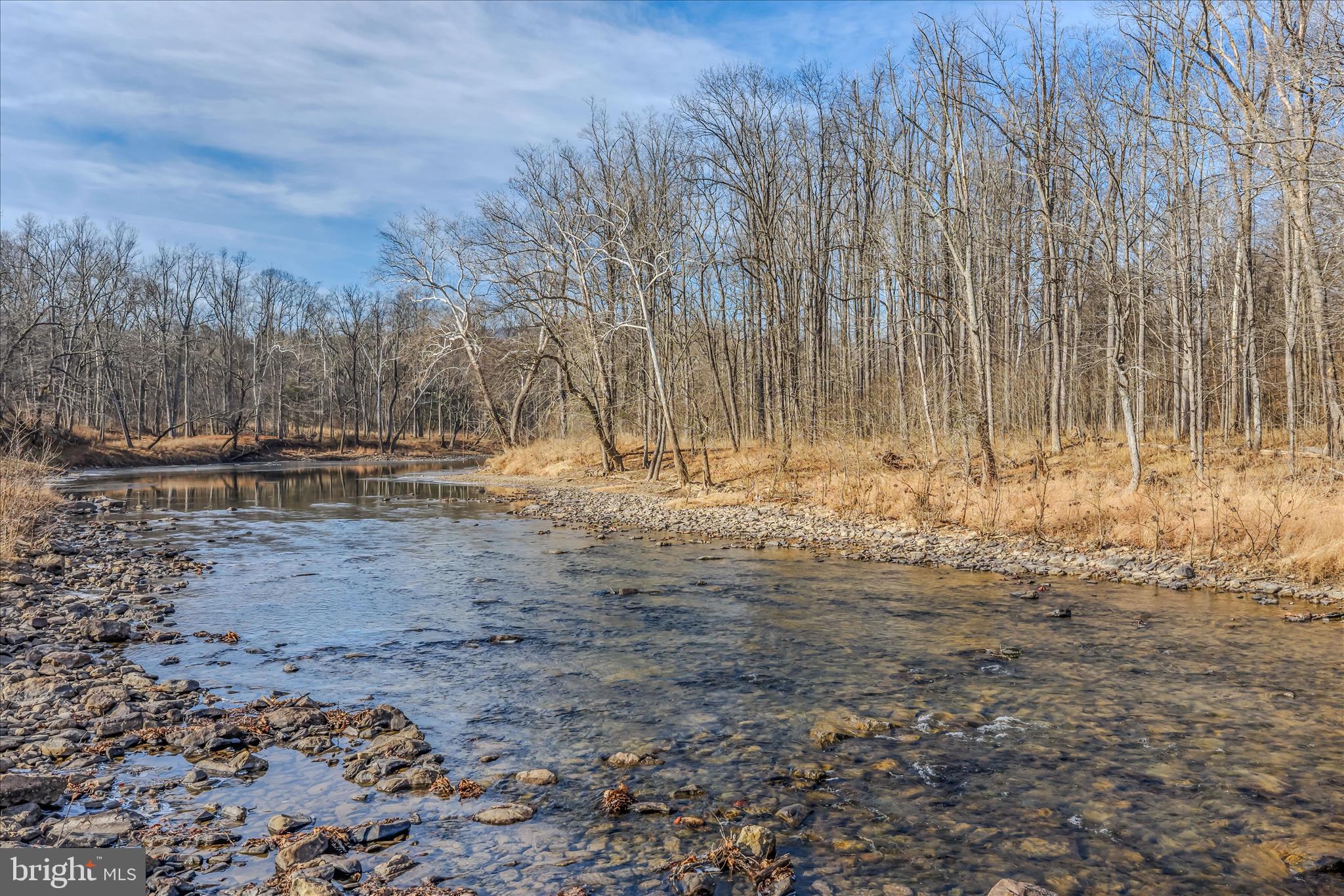 MOUNTAIN RIVER RETREAT - Residential