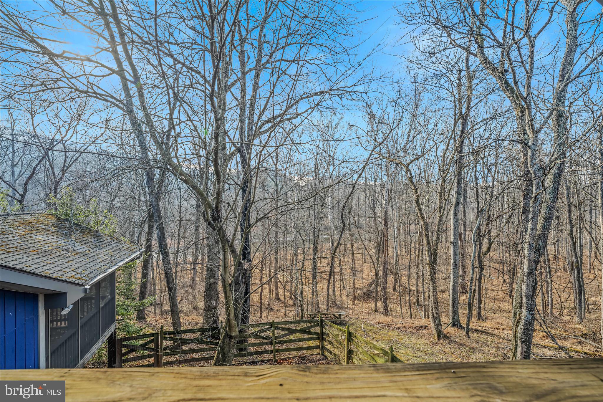 MOUNTAIN RIVER RETREAT - Residential