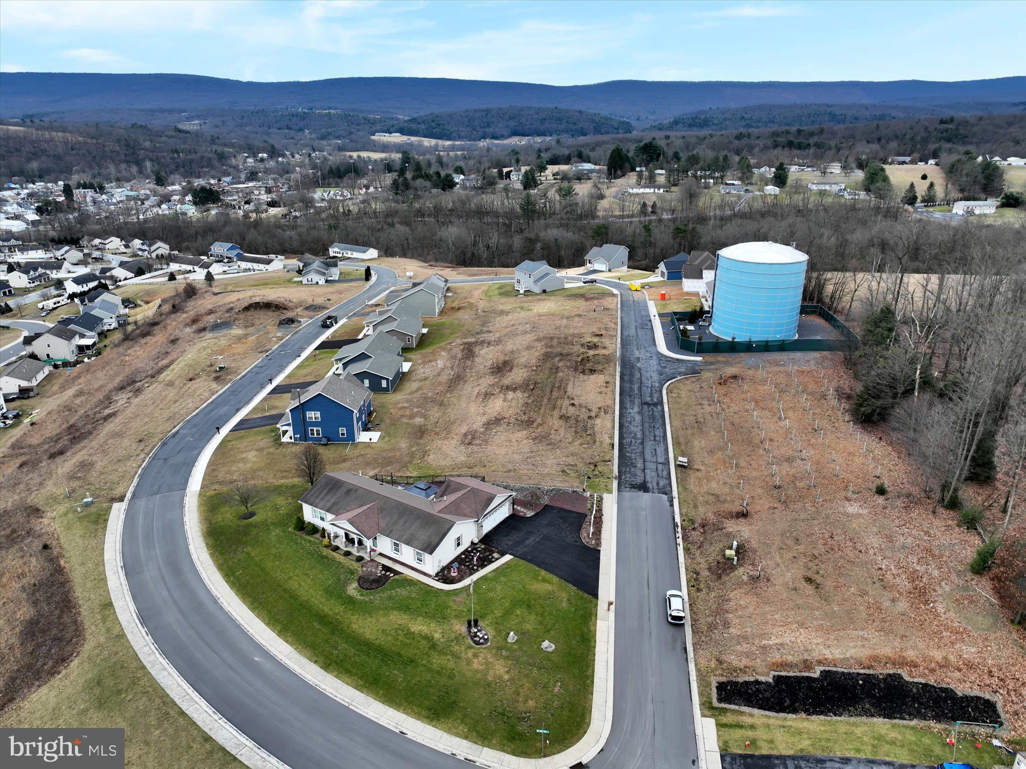 PINE VISTA ESTATES - Land