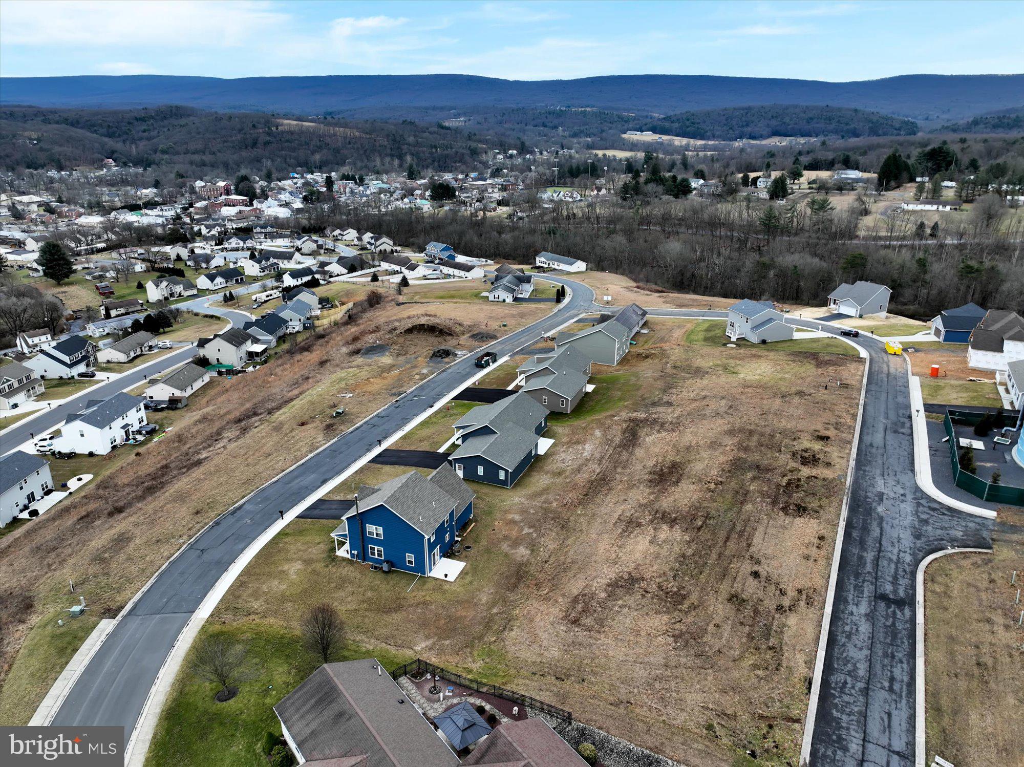 PINE VISTA ESTATES - Land