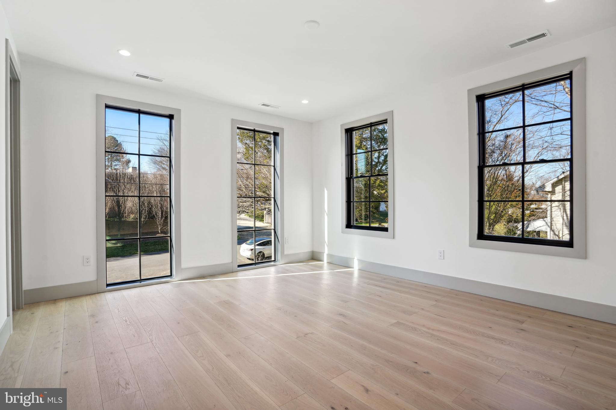 CHESTERBROOK - Residential