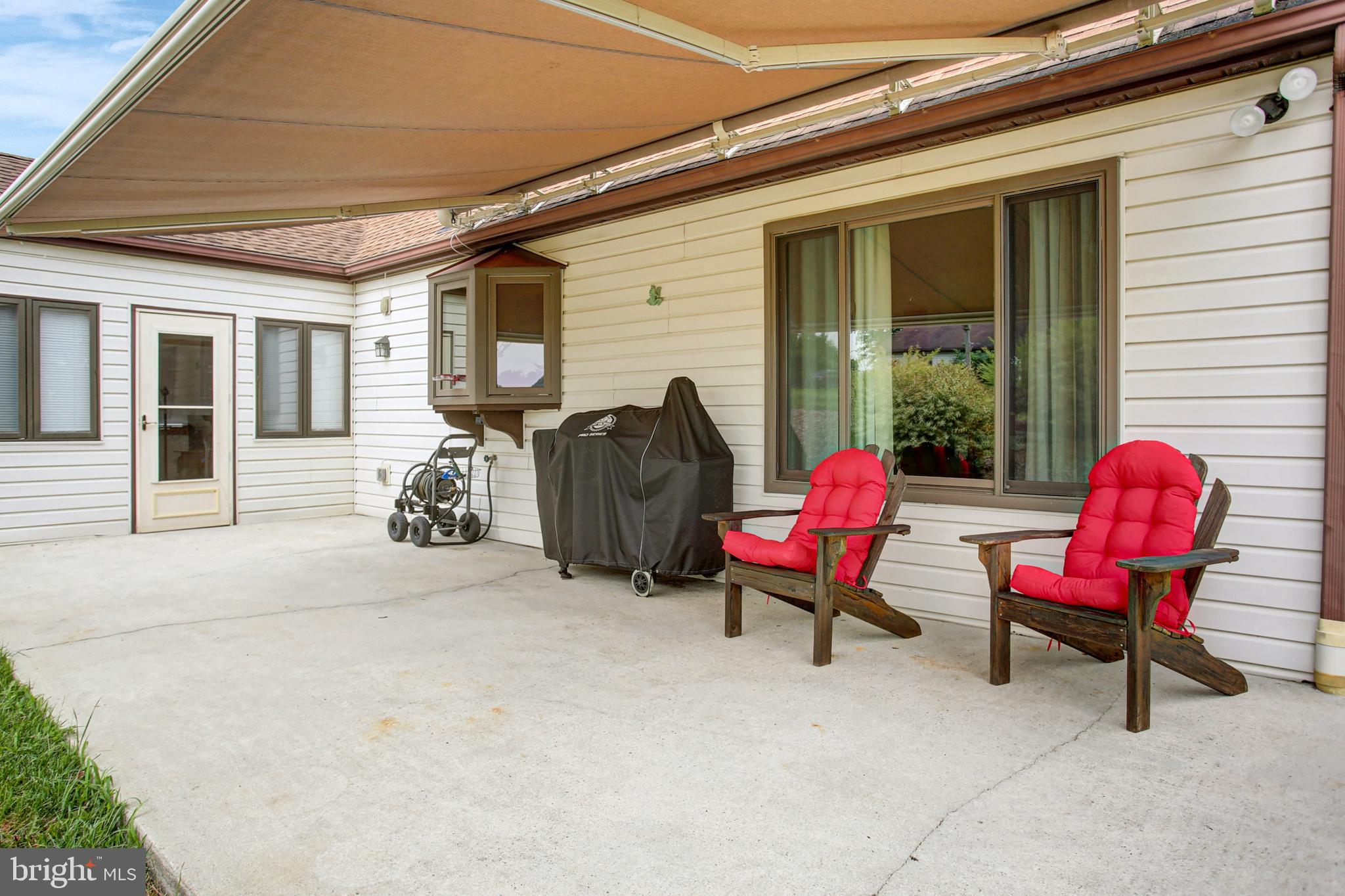 WINDSOR RIDGE - Residential