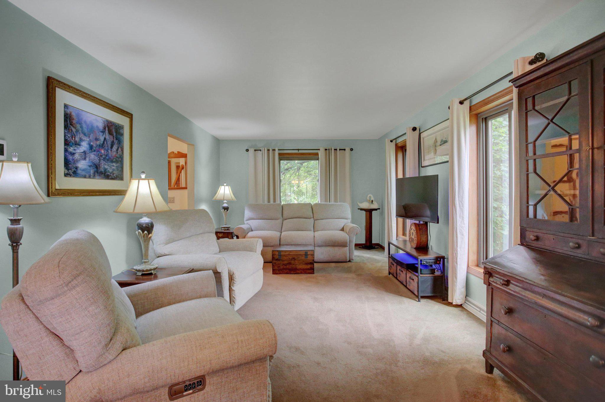 WINDSOR RIDGE - Residential