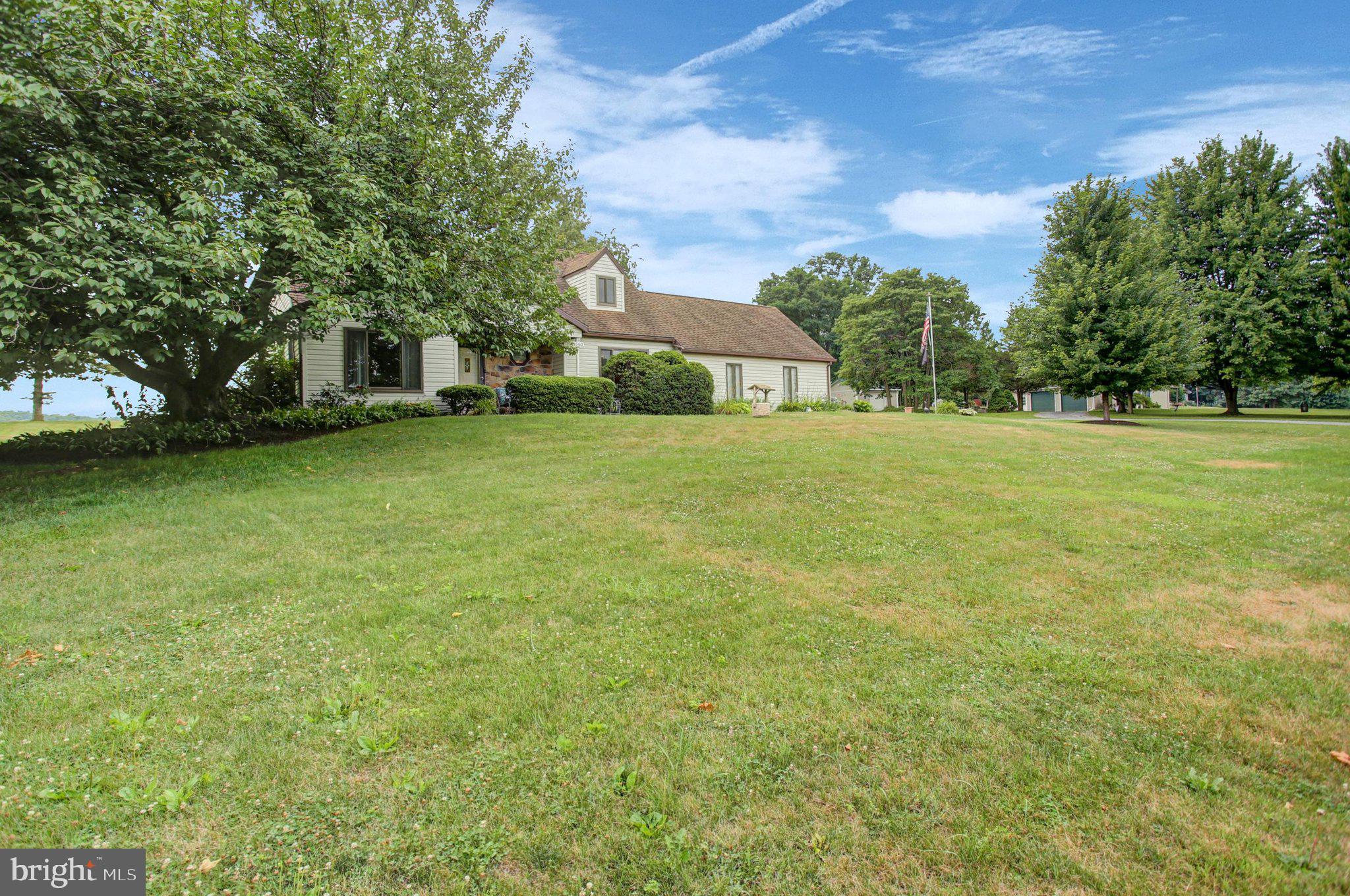 WINDSOR RIDGE - Residential