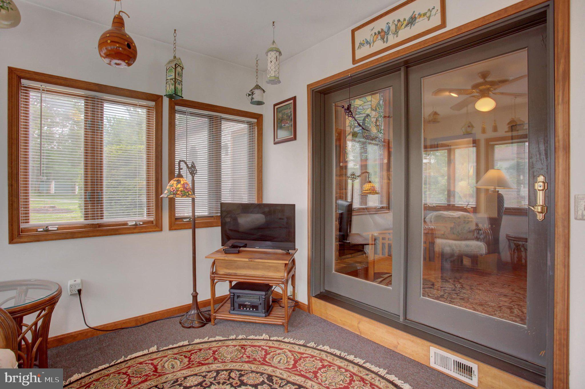 WINDSOR RIDGE - Residential