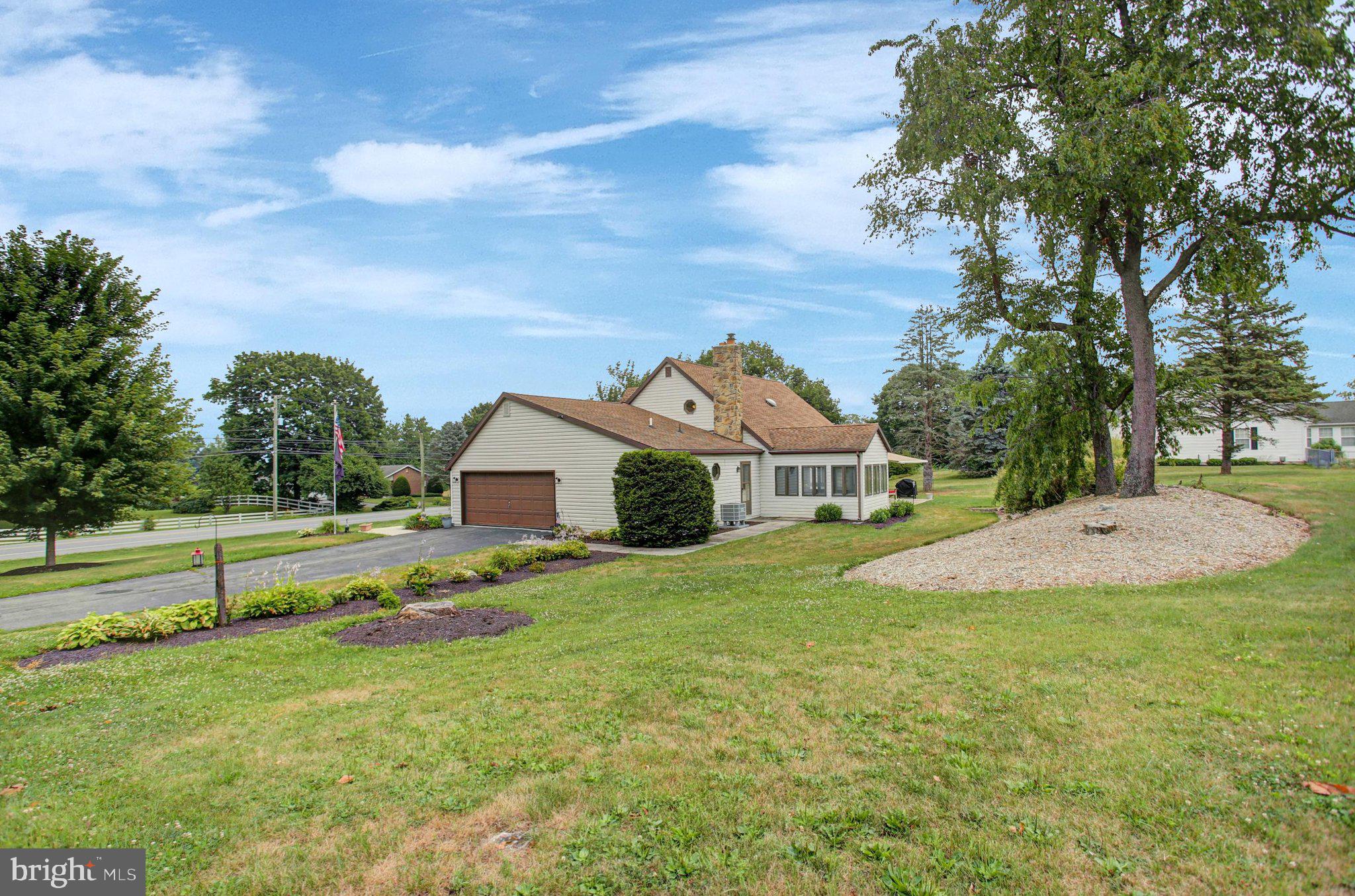 WINDSOR RIDGE - Residential