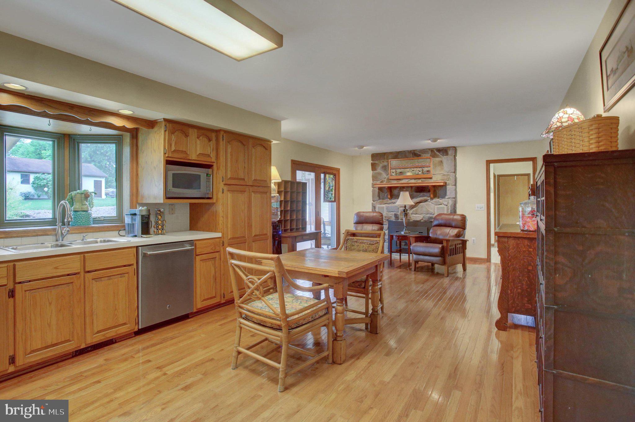 WINDSOR RIDGE - Residential