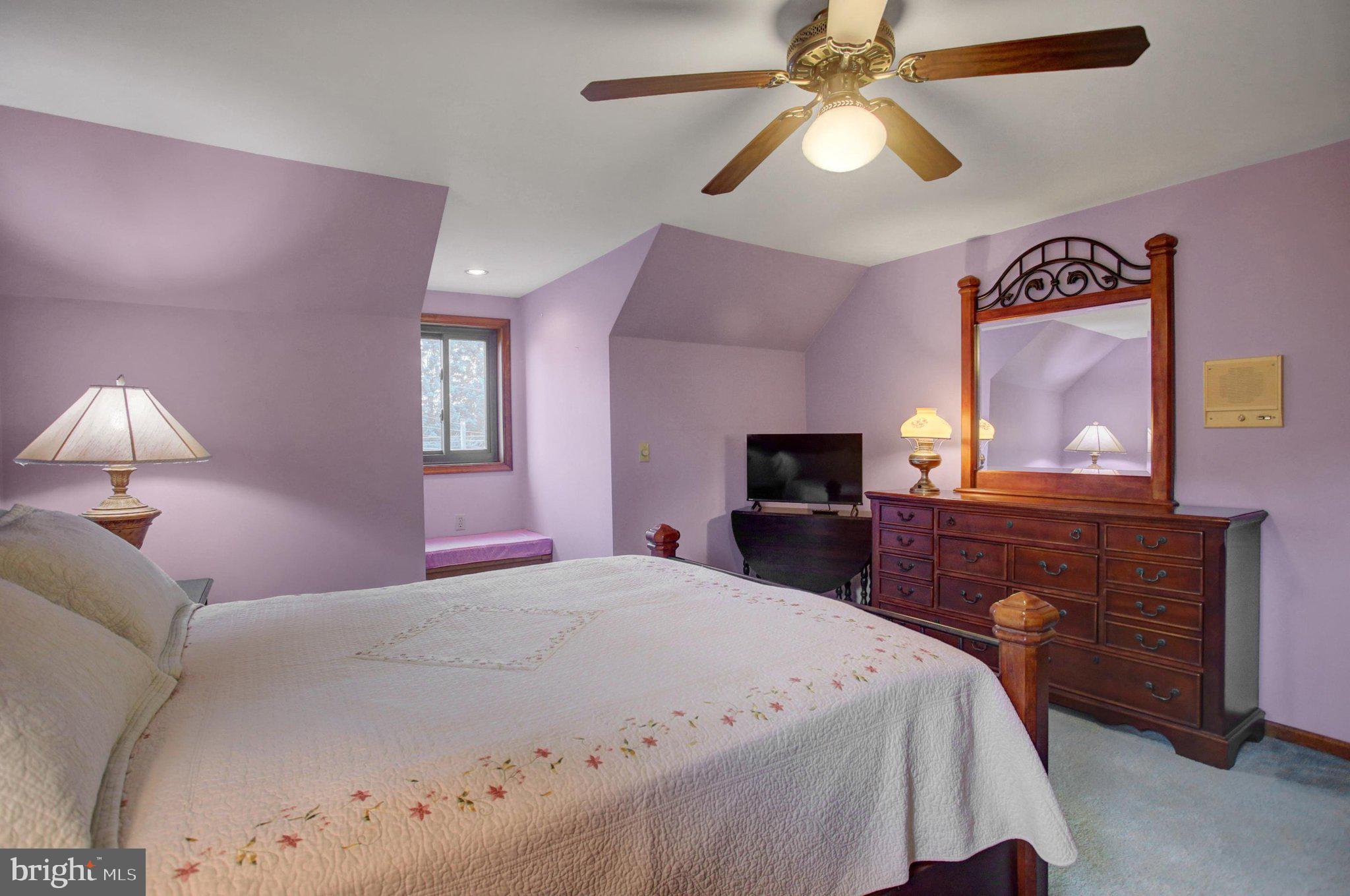 WINDSOR RIDGE - Residential