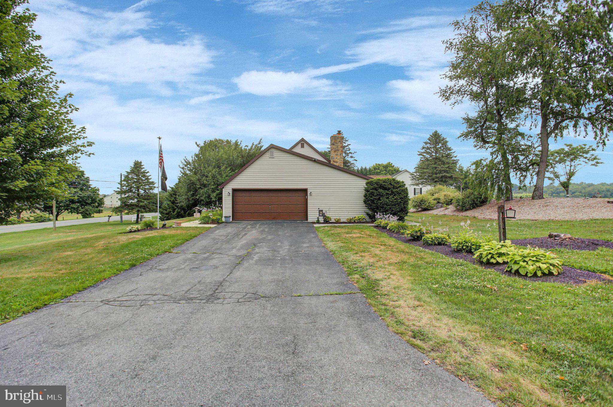 WINDSOR RIDGE - Residential