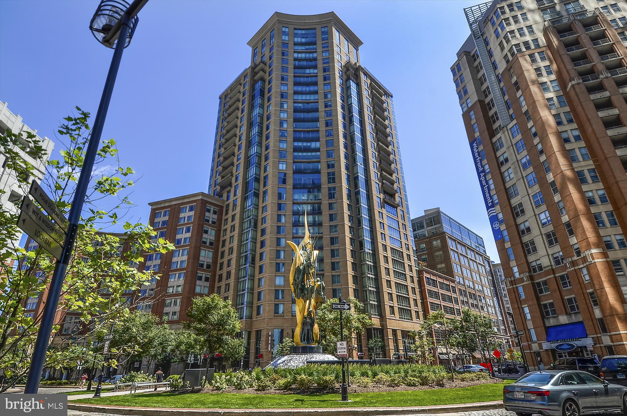 Stunning one bedroom, one bathroom condo on the 22nd floor in one of the most sought after buildings in Harbor East, The Vue. Walk into an open floor plan with soaring ceilings, breathtaking water views, and floor-to-ceiling windows. The beautiful kitchen features stainless steel appliances, maple cabinets, and granite countertops. The large main bedroom boasts the same views as the living area as well as a walk-in closet. Enjoy a spacious walk-in shower and granite vanity in the bathroom. One assigned parking space conveys with this unit. The Vue is located in one of Baltimore's most desirable neighborhoods, steps to the best restaurants, shopping, Whole Foods, Starbucks, and the waterfront. The condo fee covers heat, AC, water, security, and concierge. Be sure to take the elevator to MAC gym and the Cinemas.