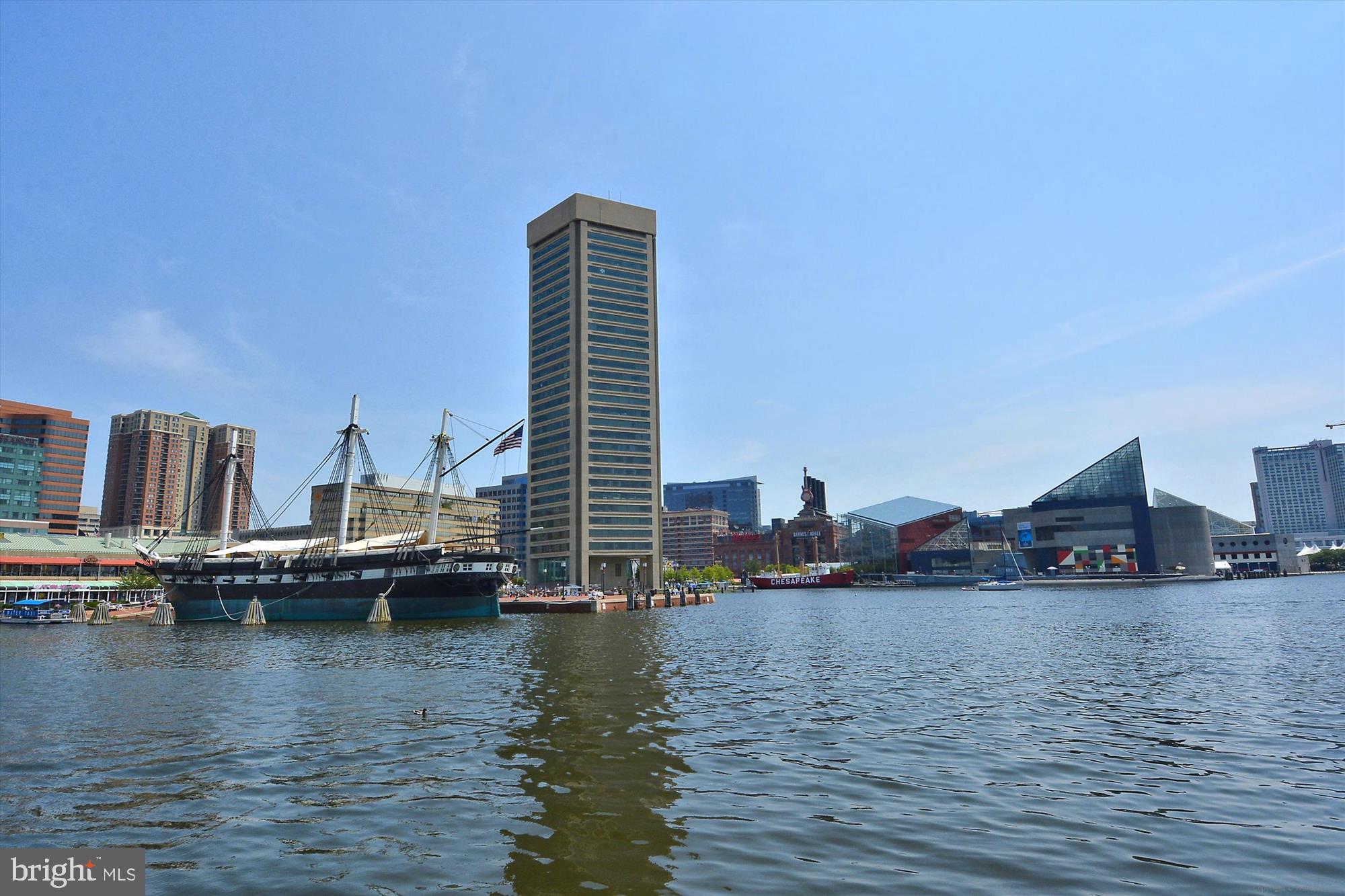 HARBOR EAST - Residential