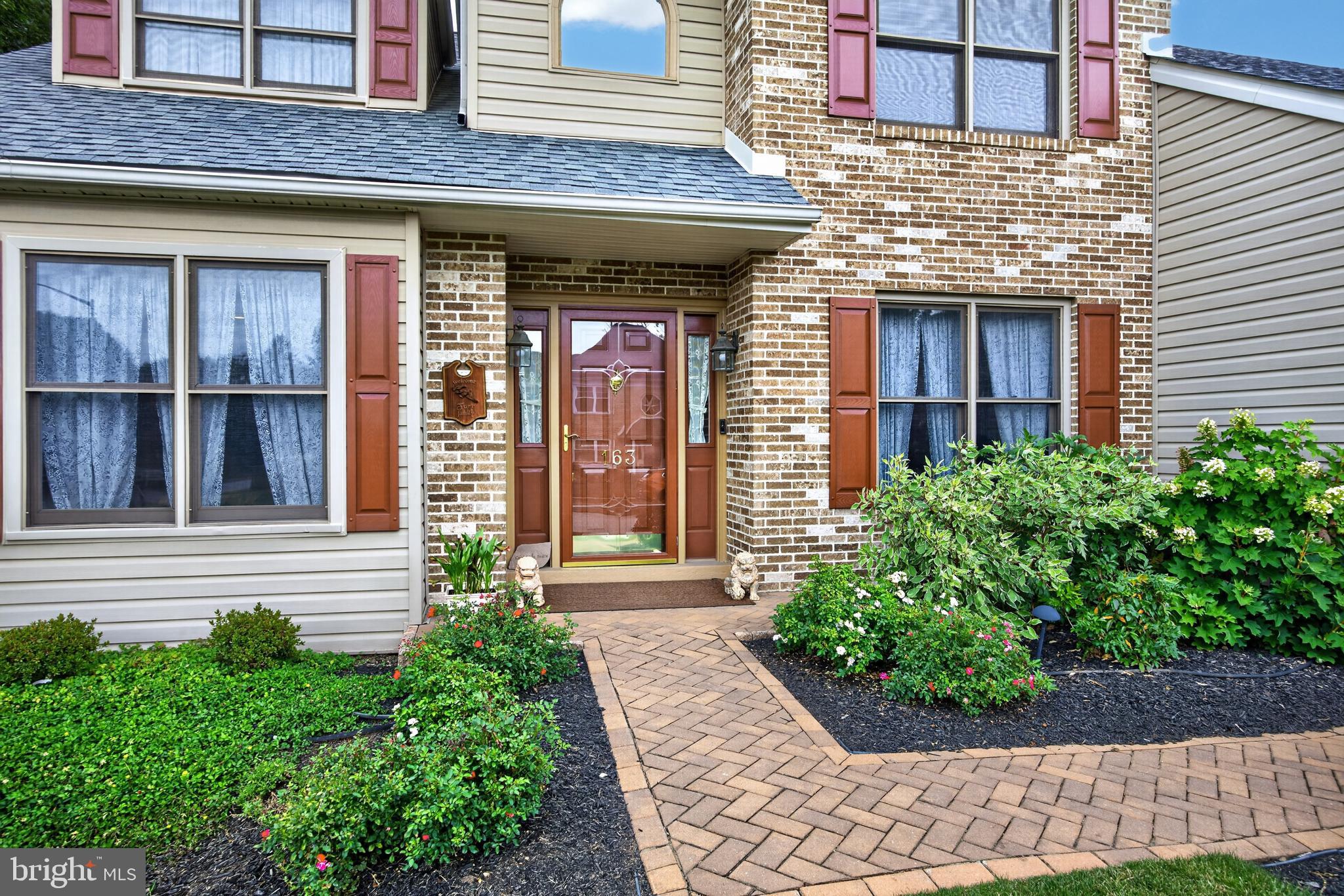 COLLEGEVILLE CROSS - Residential