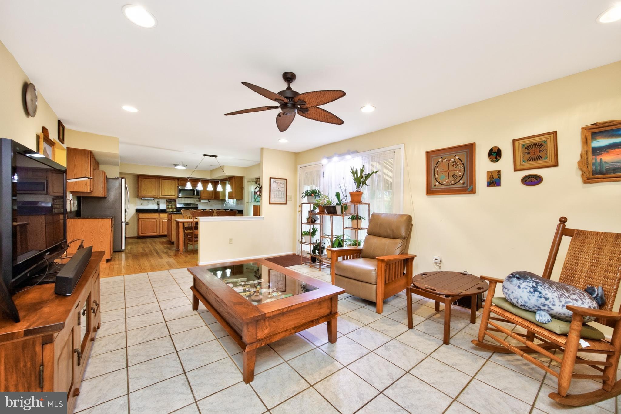 COLLEGEVILLE CROSS - Residential