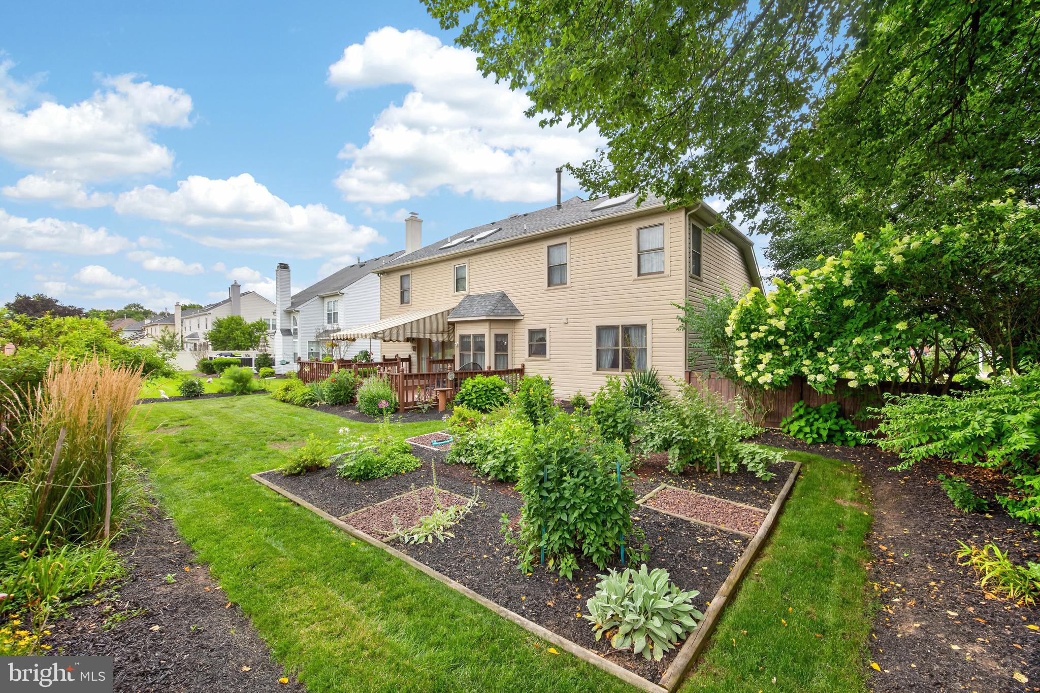 COLLEGEVILLE CROSS - Residential