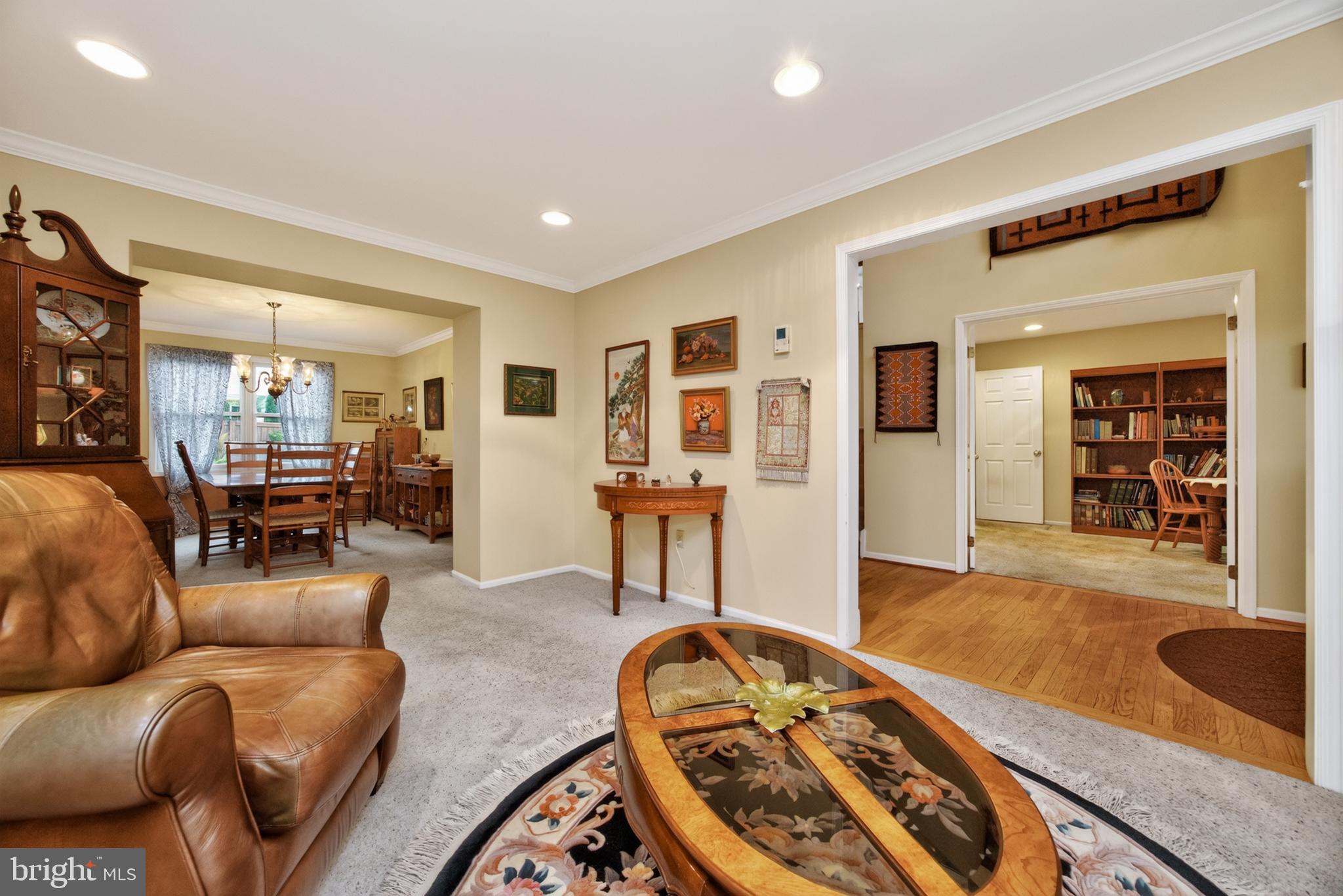 COLLEGEVILLE CROSS - Residential